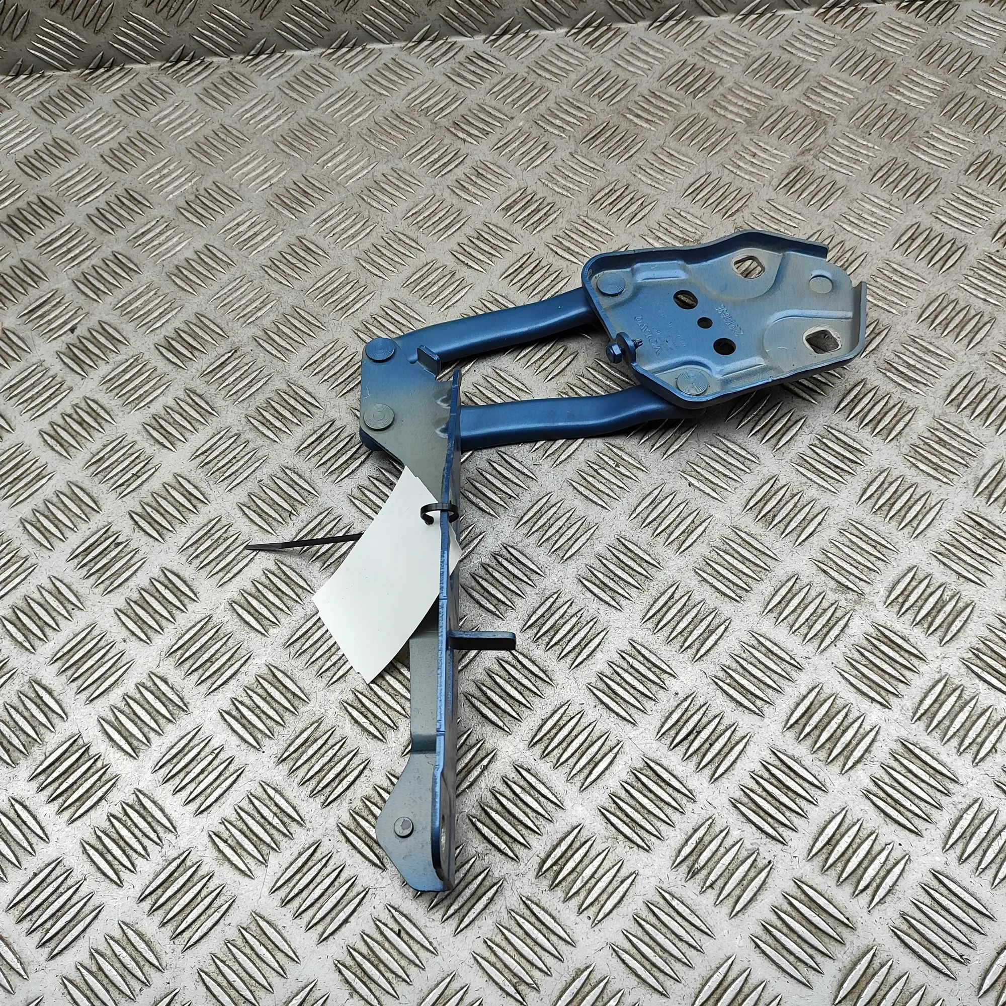 VOLVO XC40 Front Left Bonnet Hinge 32297489 2.0 Hybrid 120kW 2023 37307119