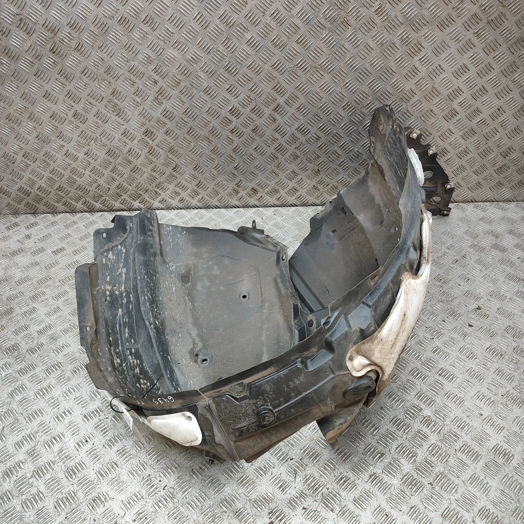 NISSAN ARIYA FE0 Front Left Arch Liner 63841-5MP0A Electricity 178kw 2025