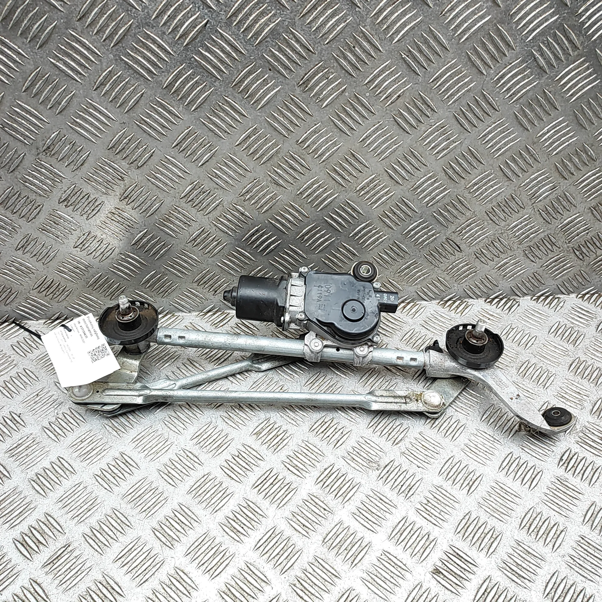 NISSAN LEAF ZE1 MK2 Front Windshield Wiper Mechanism 28800-3NM0B RHD 2021