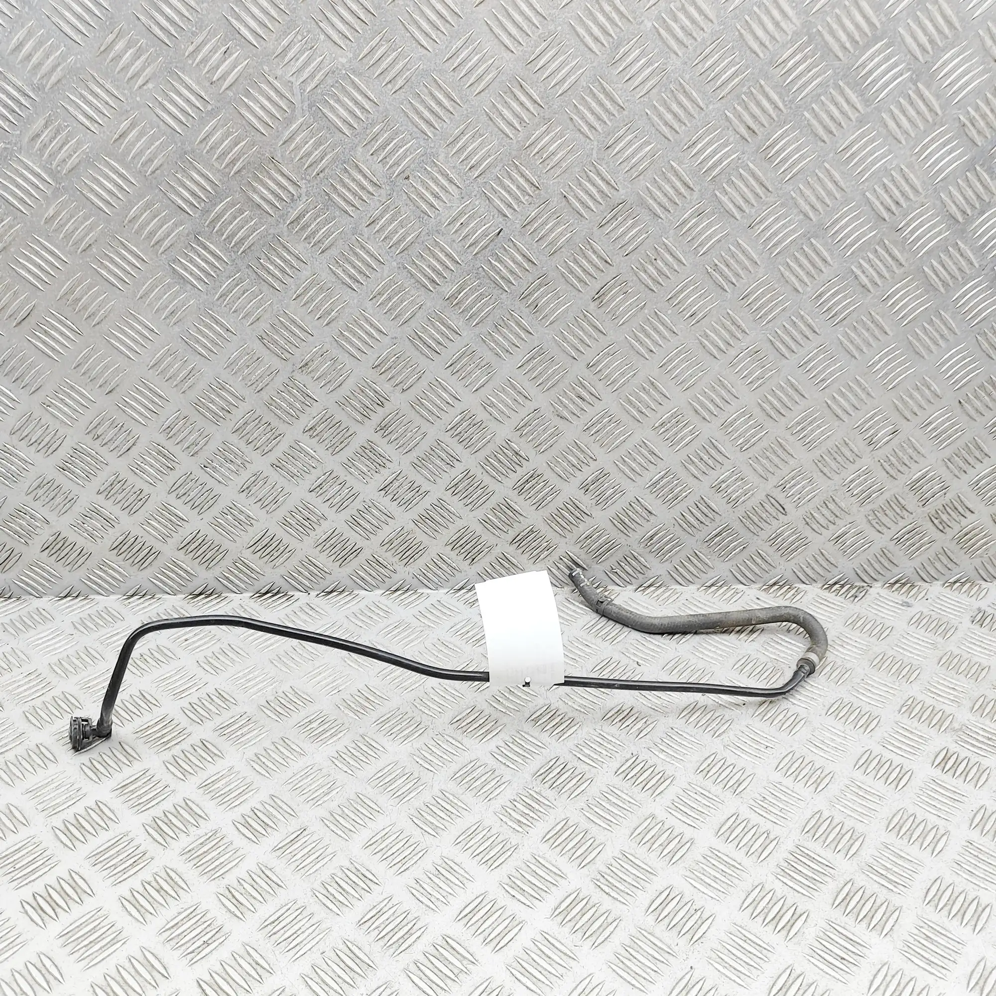 MERCEDES-BENZ E T-Model S213 Expansion Tank Hose A2135014401 3.0 Diesel 190kW