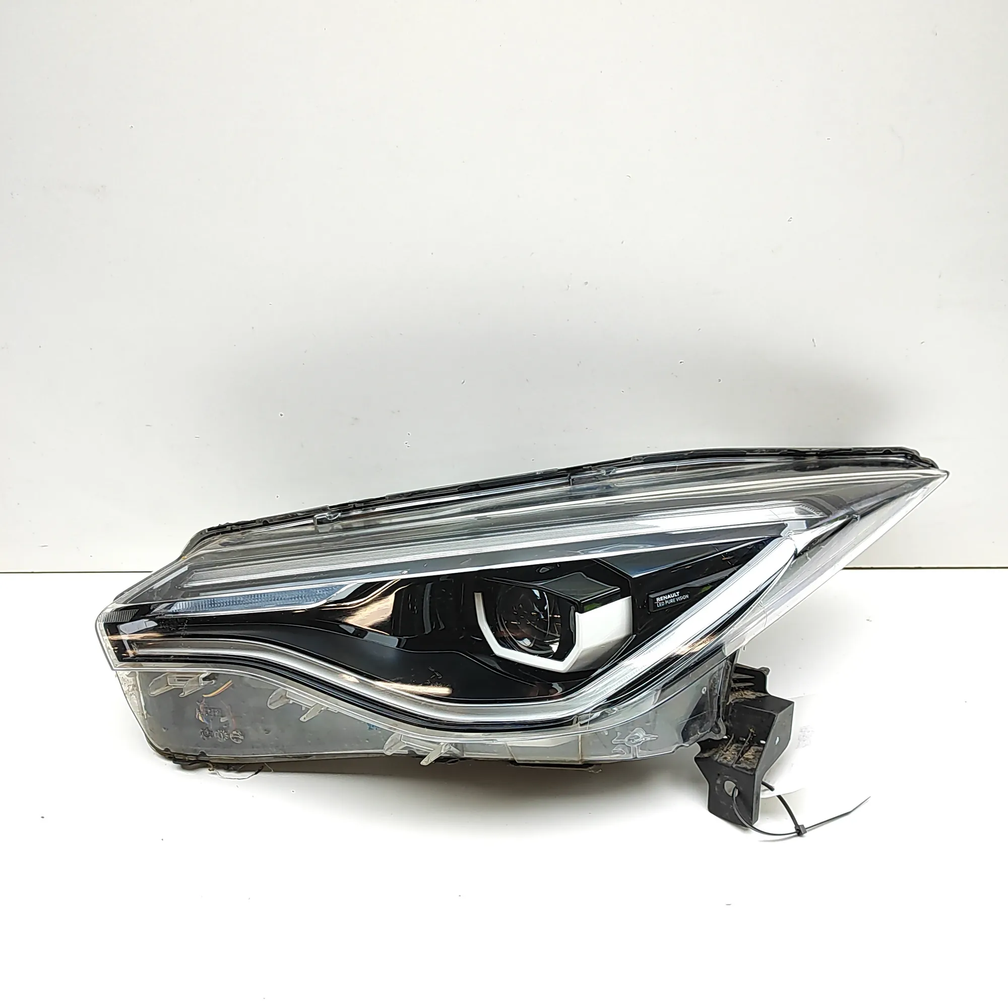 RENAULT ZOE BFM Front Left Headlight 260609558R RHD 2022 37301101
