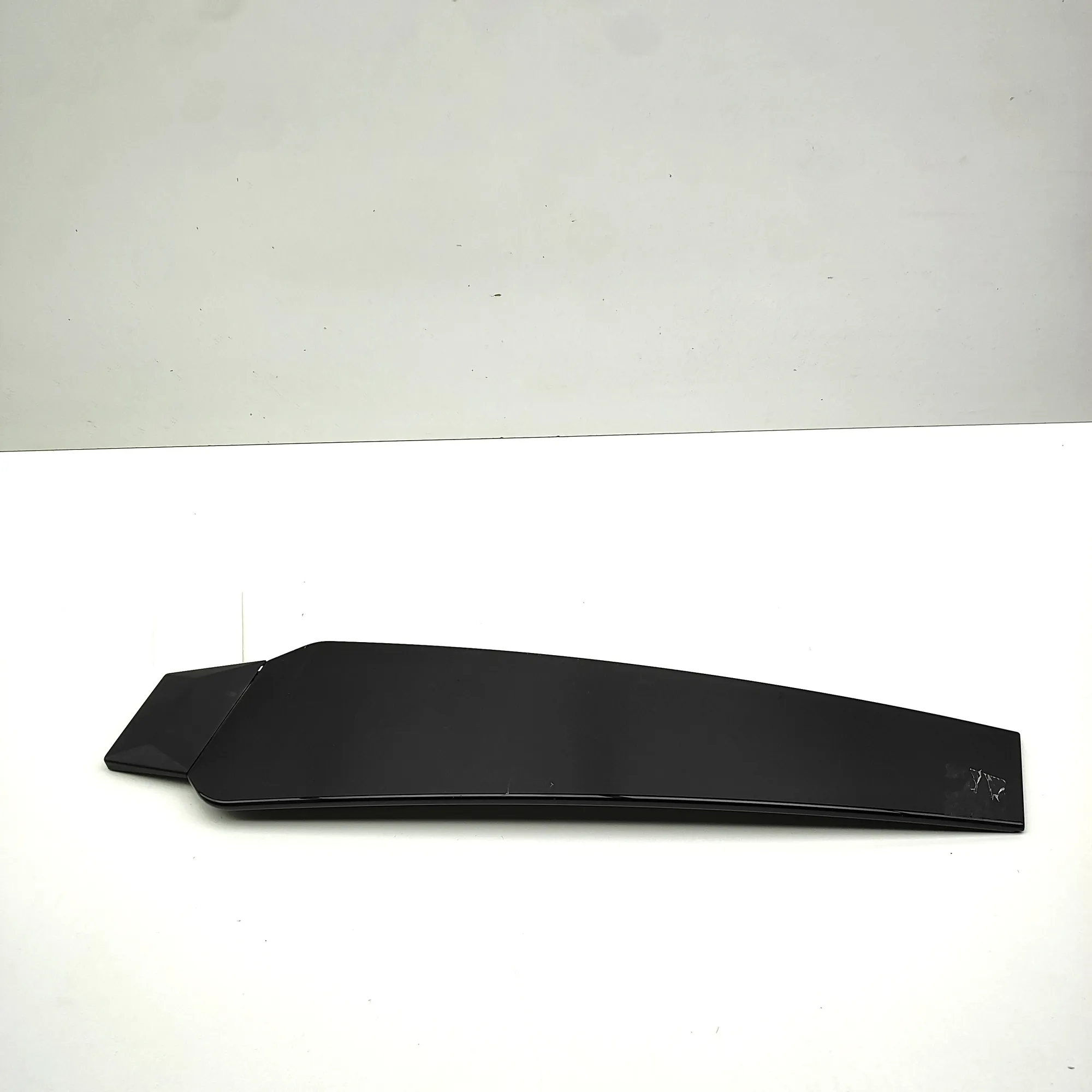 AUDI Q8 4M Right Side Exterior B Pillar Trim 4M8853290 37356514