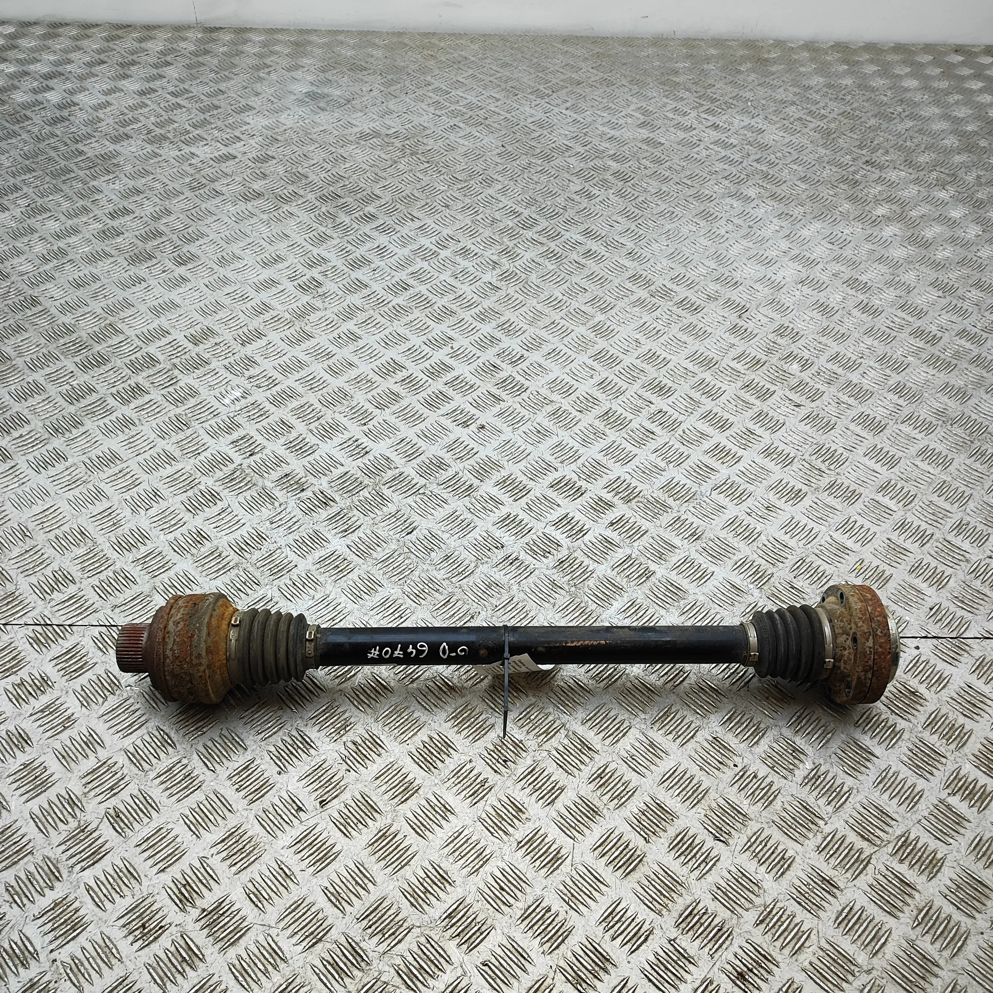 AUDI Q8 4MN Rear Right Driveshaft 4M0501203D 3.0 Hybrid 250kw 2019 36951411