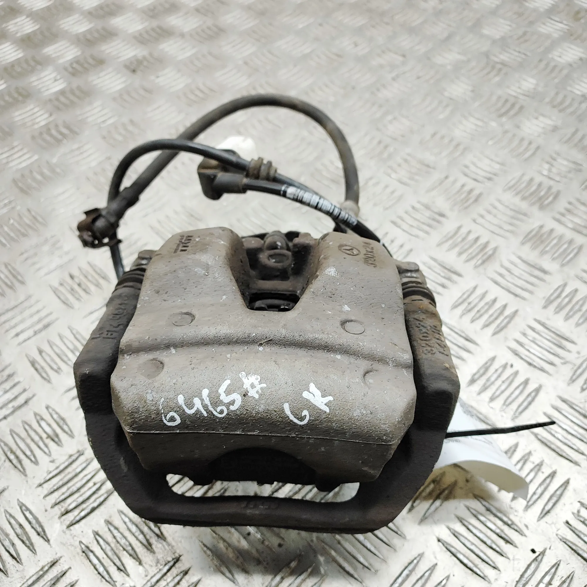 MERCEDES-BENZ E T-Model S213 Rear Left Brake Caliper A0004237300 36957561