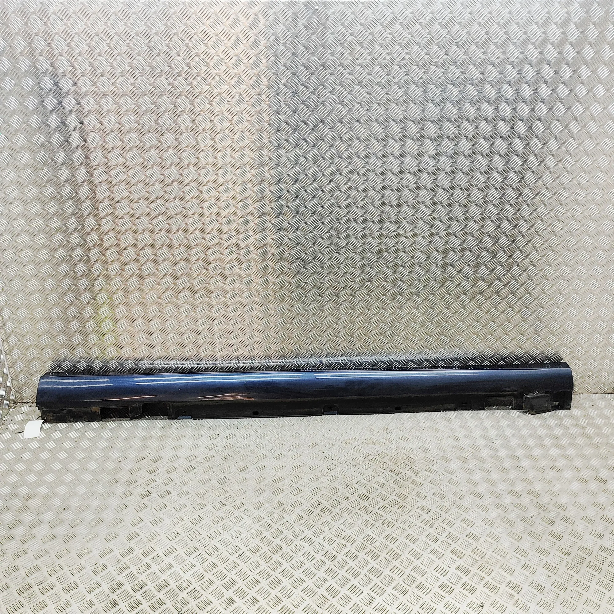 MERCEDES-BENZ E S213 Right Side Plastic Sideskirt Cover A2136980600 36962872