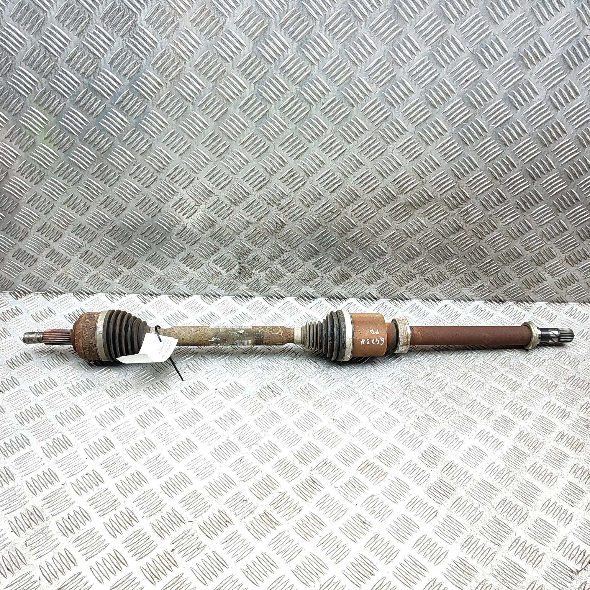 RENAULT ZOE BFM Front Right Driveshaft 391003770R Electricity 100kw 2022