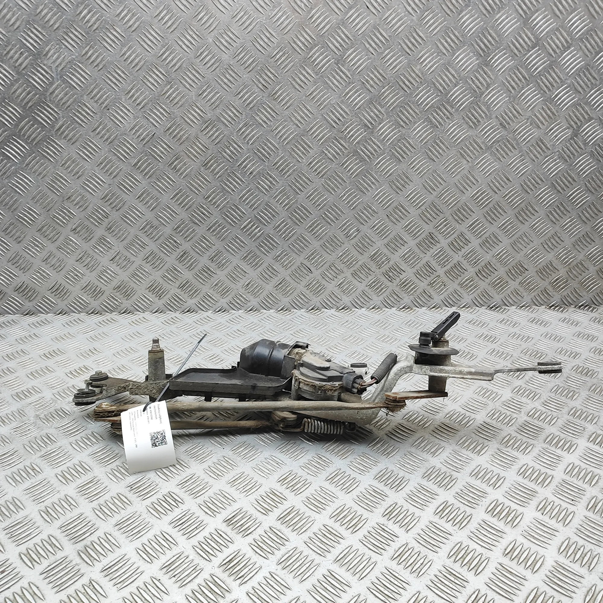 LEXUS LS MK4 XF40 Front Windshield Wiper Mechanism 85110-50160 RHD 4.6P 280kW
