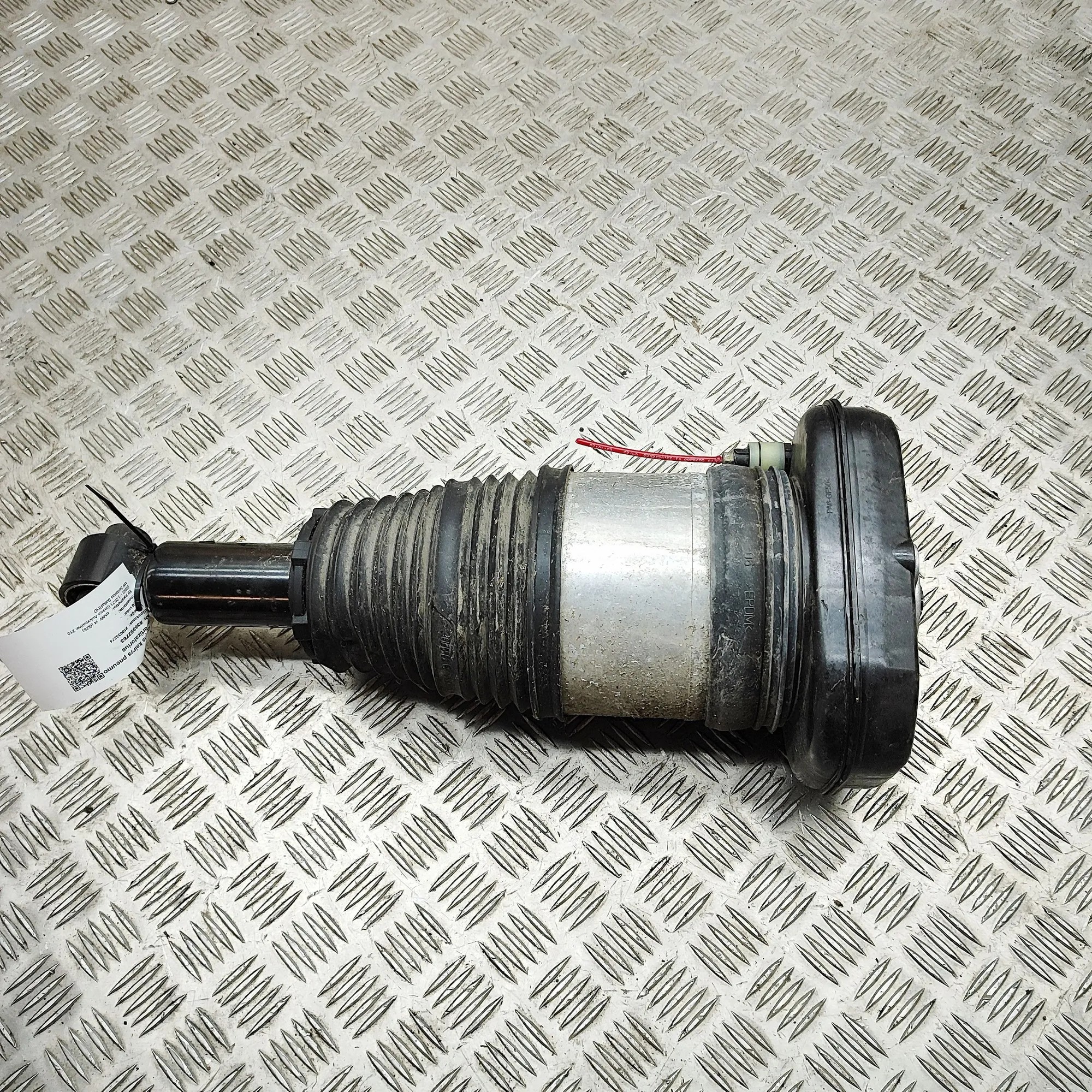 BMW i4 G26 Rear Left Air Shock Absorber 5A5BE15 Electricity 210kw 2023 36952763