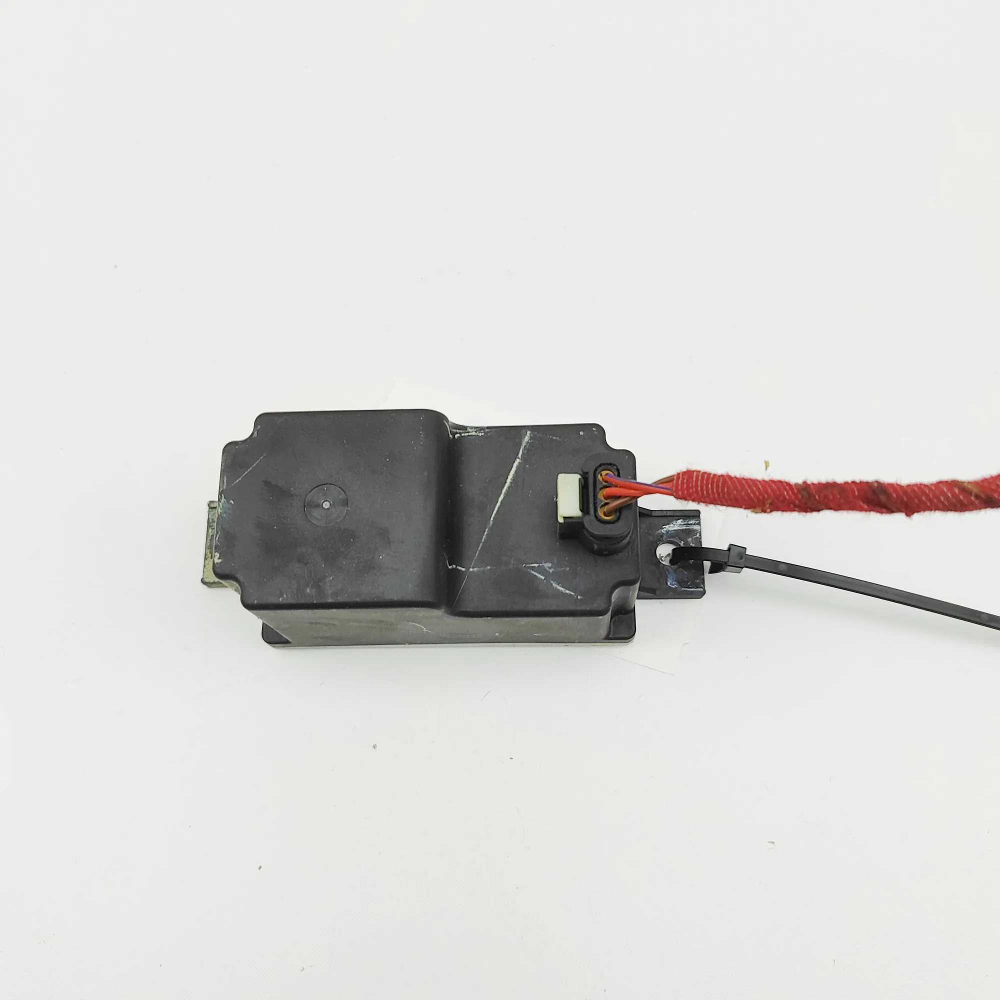 MERCEDES-BENZ E T-Model S213 RH Voltage Control Unit A2059053414 37247560