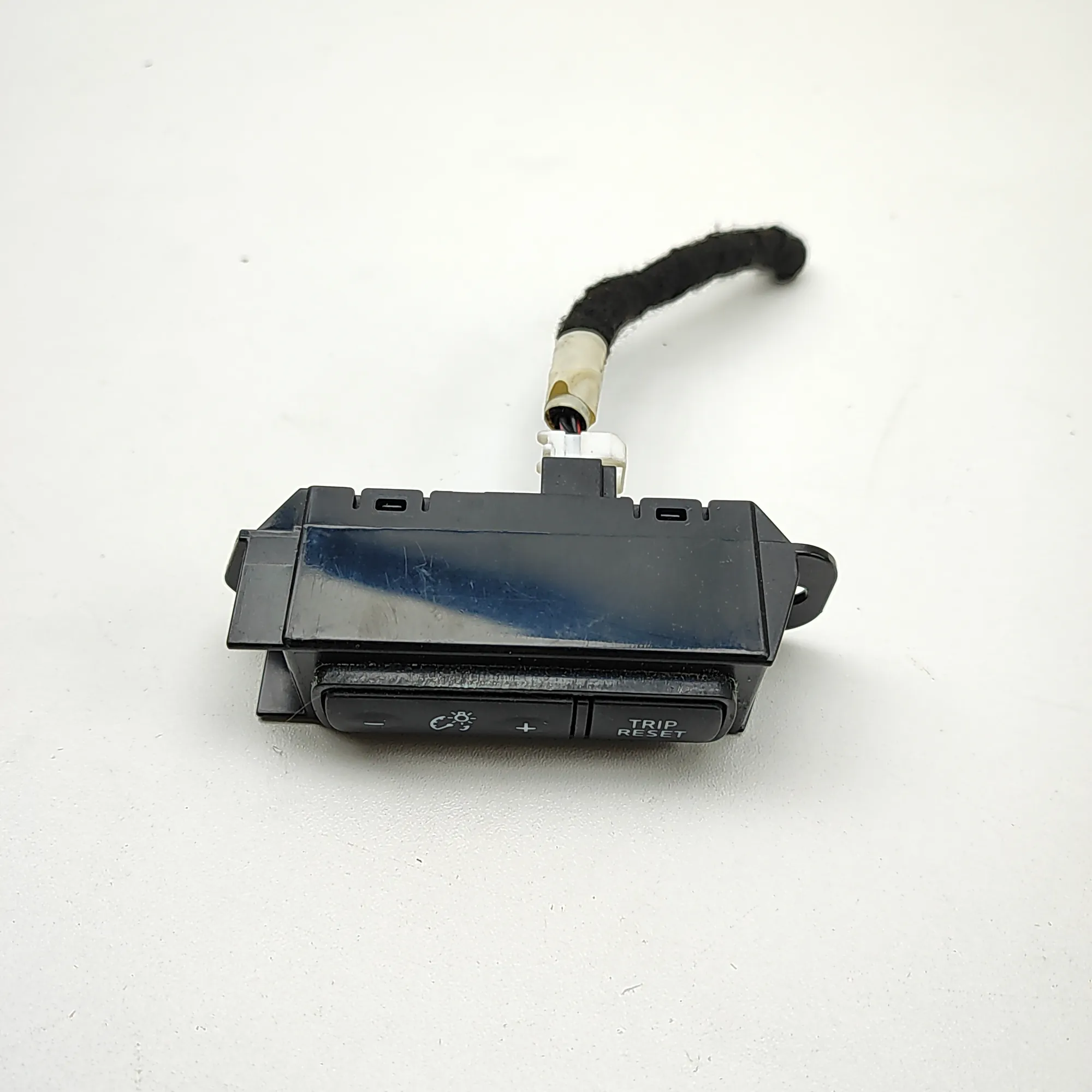 NISSAN LEAF ZE1 MK2 Trip Reset Meter Display Switch Panel 25273-5TA0A 2021