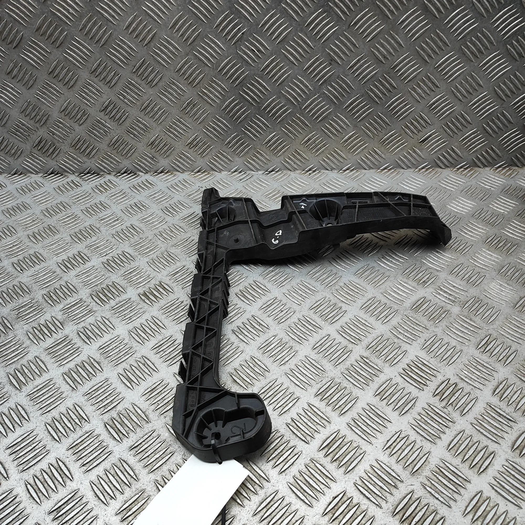 AUDI A5 F5 MK2 Rear Right Bumper Bracket 8W6807454 2.0 Diesel 140kw 2016