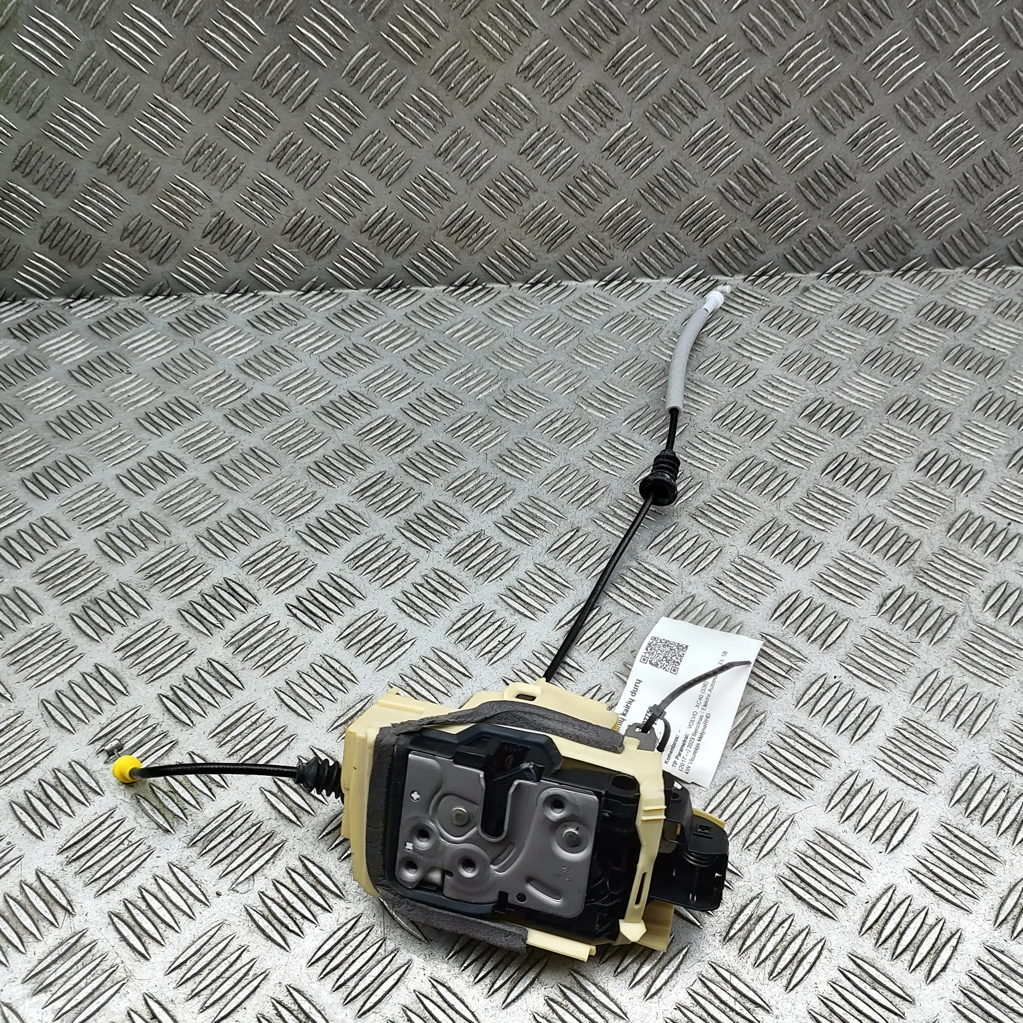 VOLVO XC40 Rear Left Door Lock 31440999 2.0 Hybrid 120kW 2023 37307750