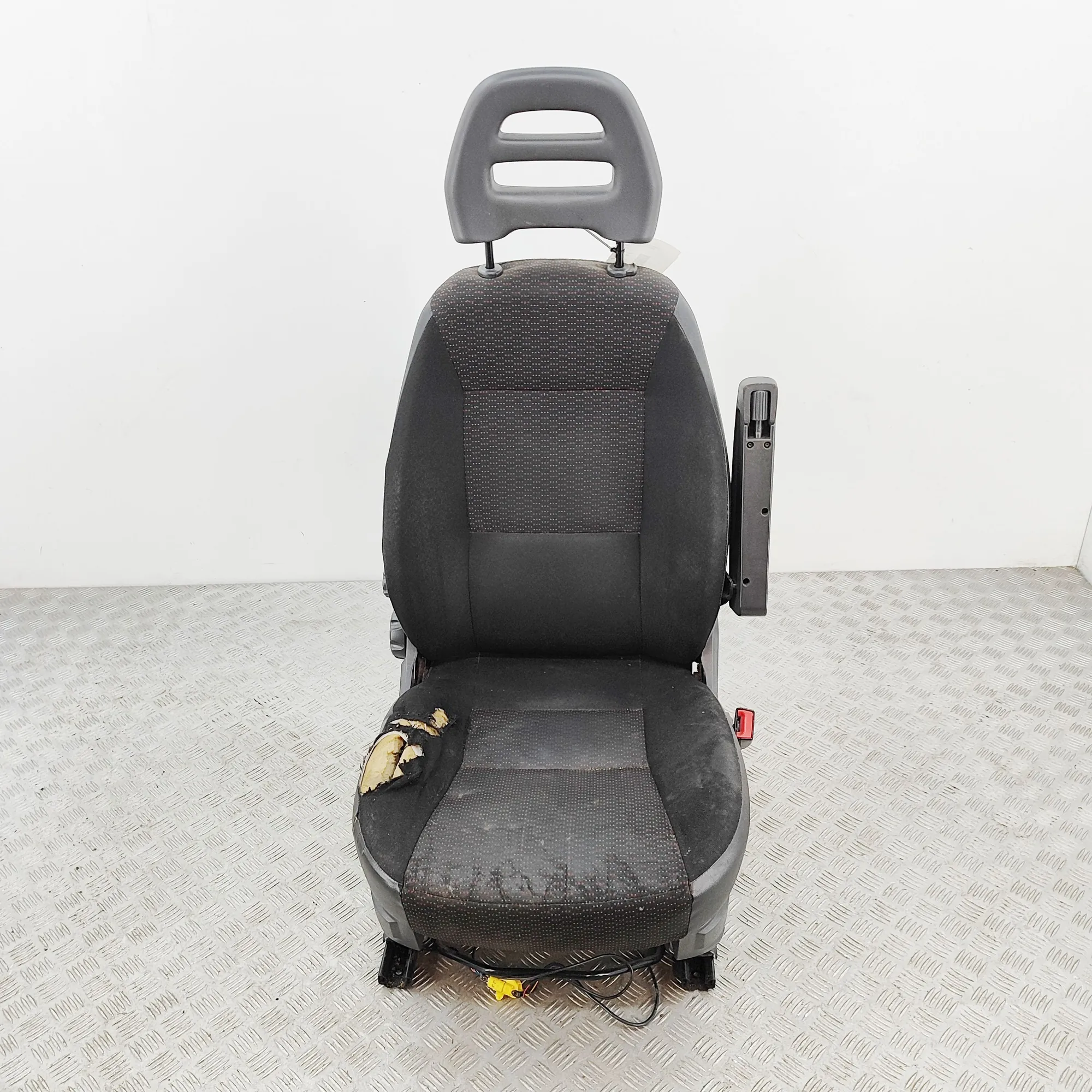 PEUGEOT BOXER Bus Front Right Seat 1612741780 2.0 Diesel 96kw 2018 36753903