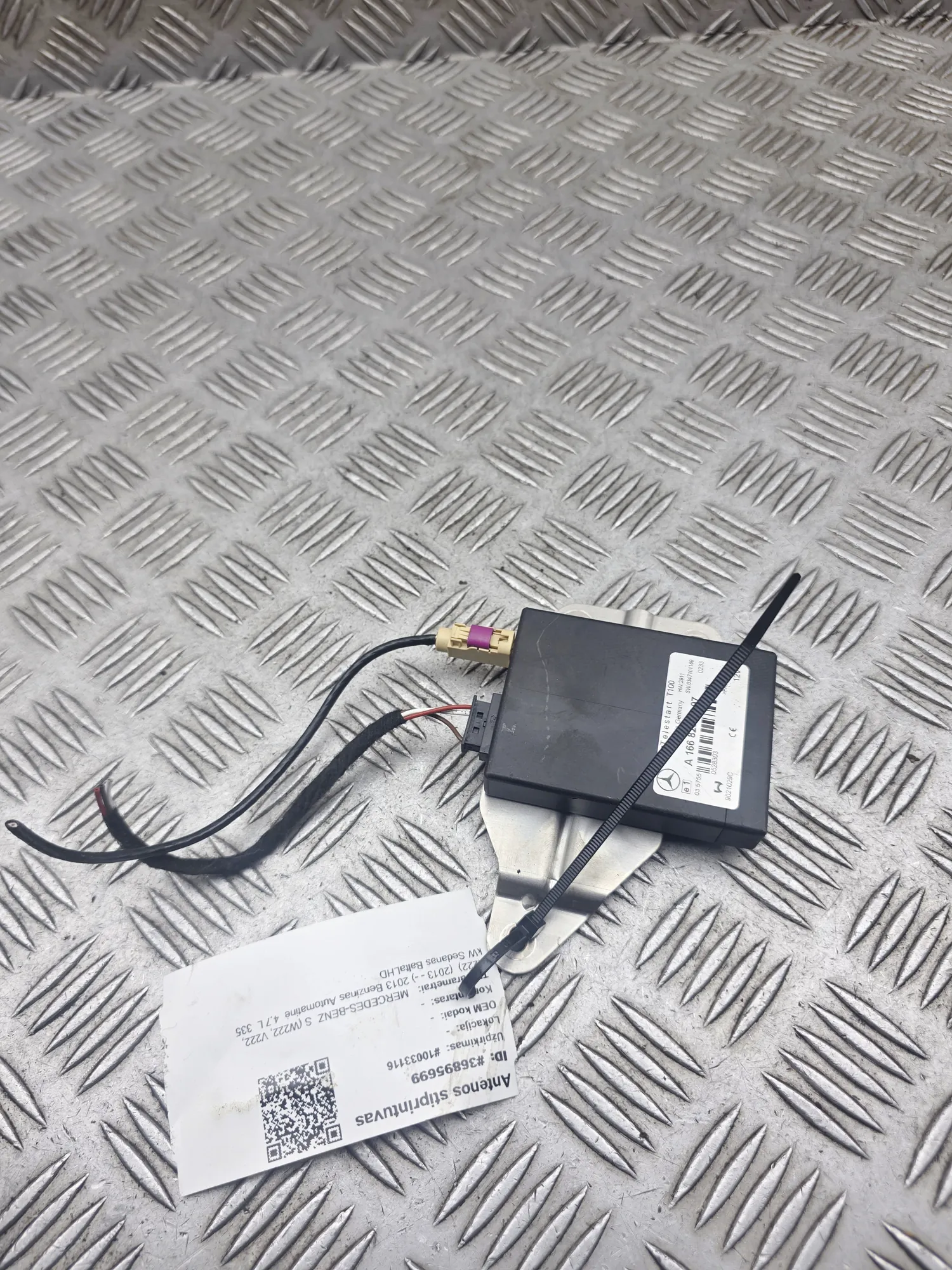 MERCEDES-BENZ S W222, V222, X222 Antenna Amplifier A1668201497 36895699