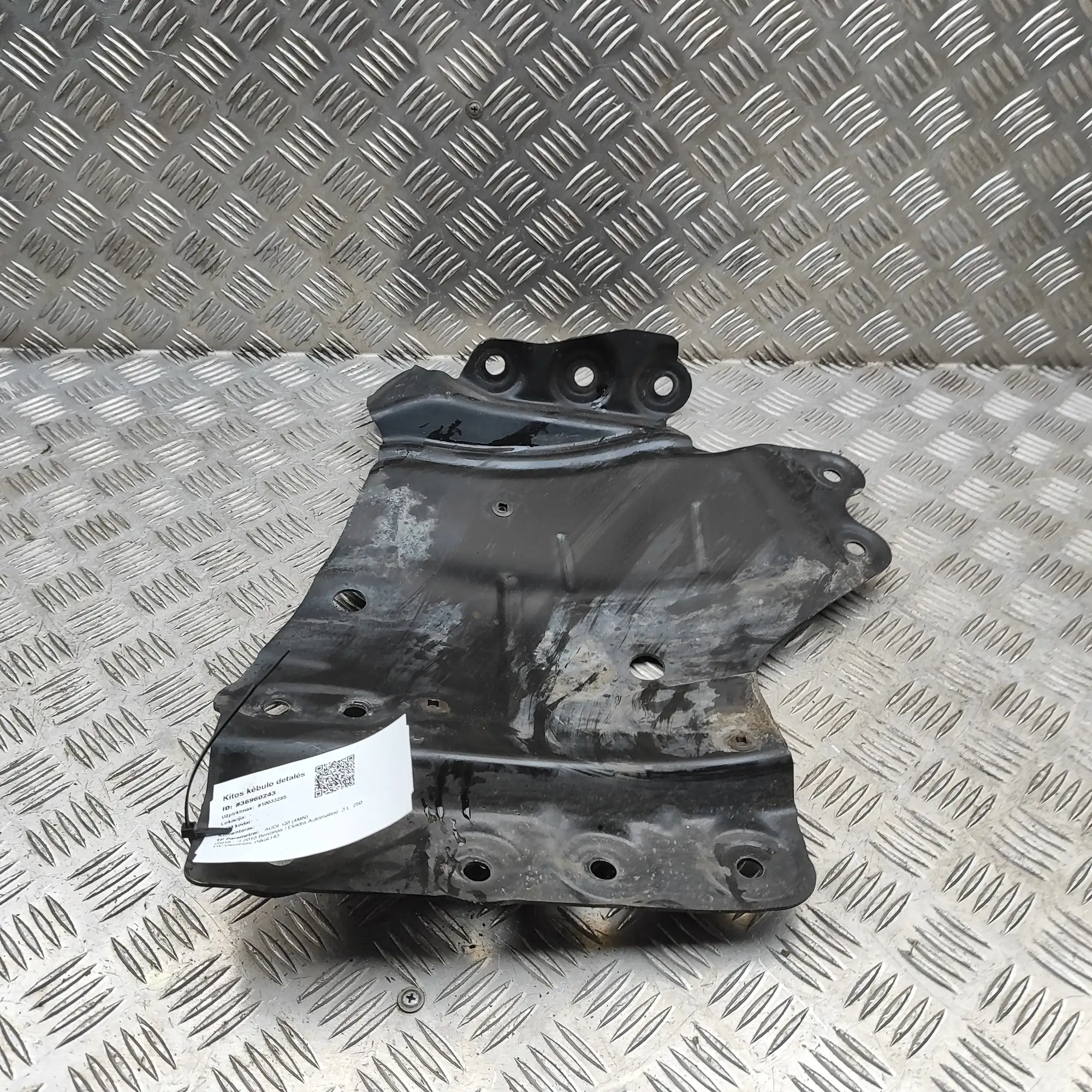 AUDI Q8 4MN Front Left Wheel House End Cover Plate 4M8803597B 2019 36960243
