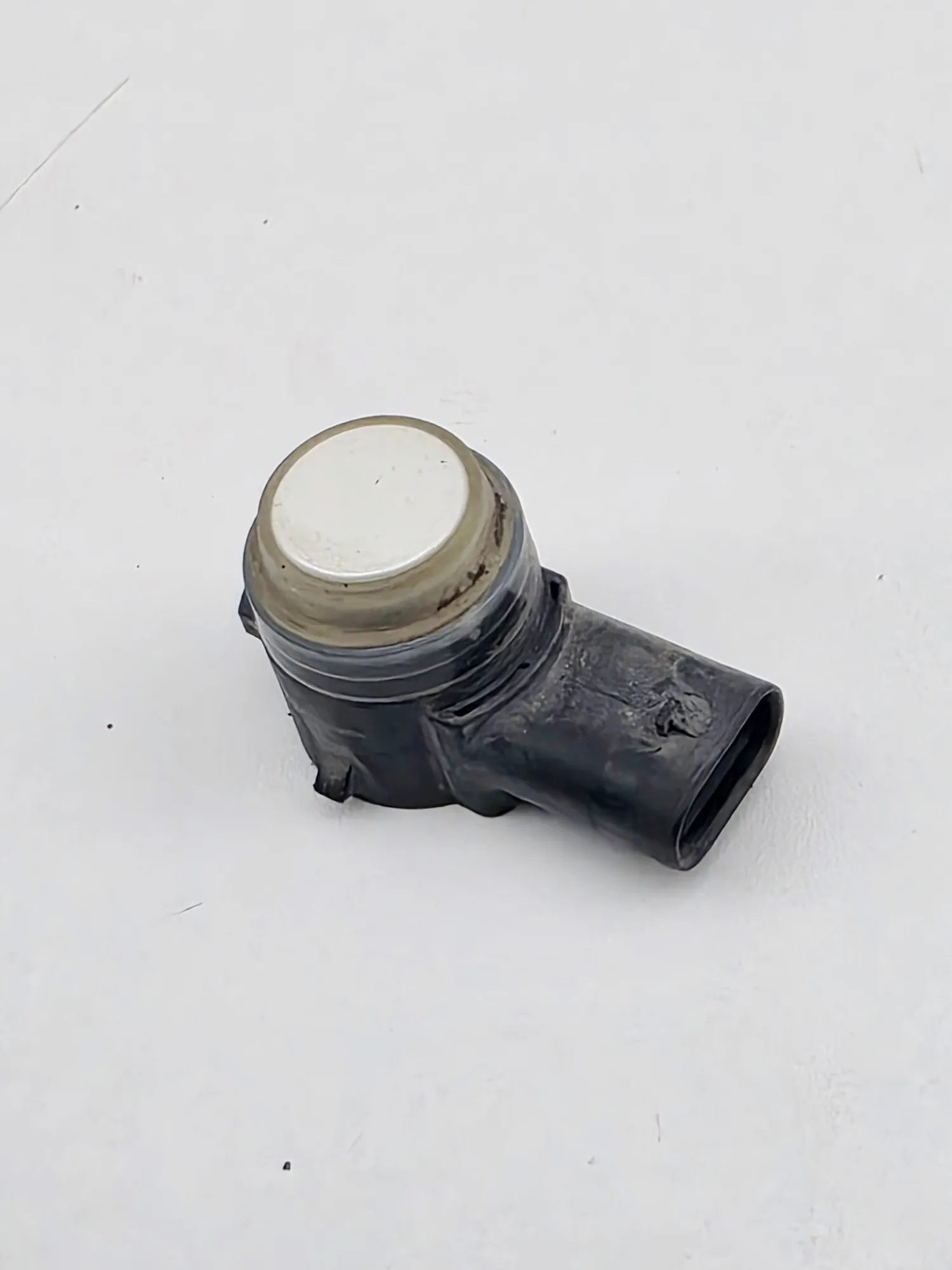 MERCEDES-BENZ S W222, V222, X222 Rear Parking Sensor A0009059300 36899797