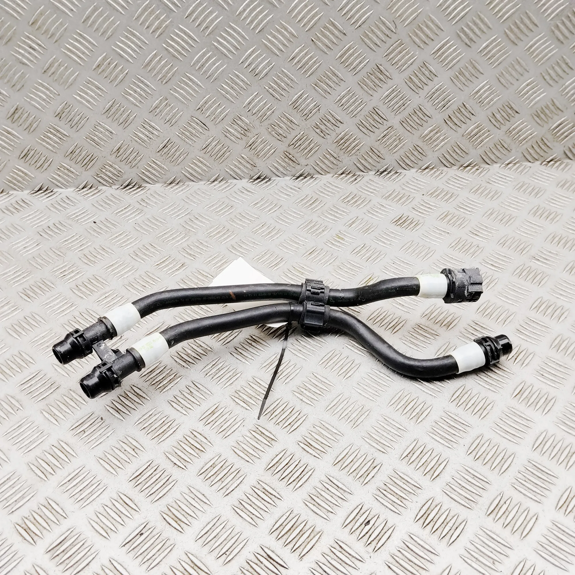 BMW i4 G26 Coolant Hose Pipe 8475682 Electricity 210kw 2023 37576186