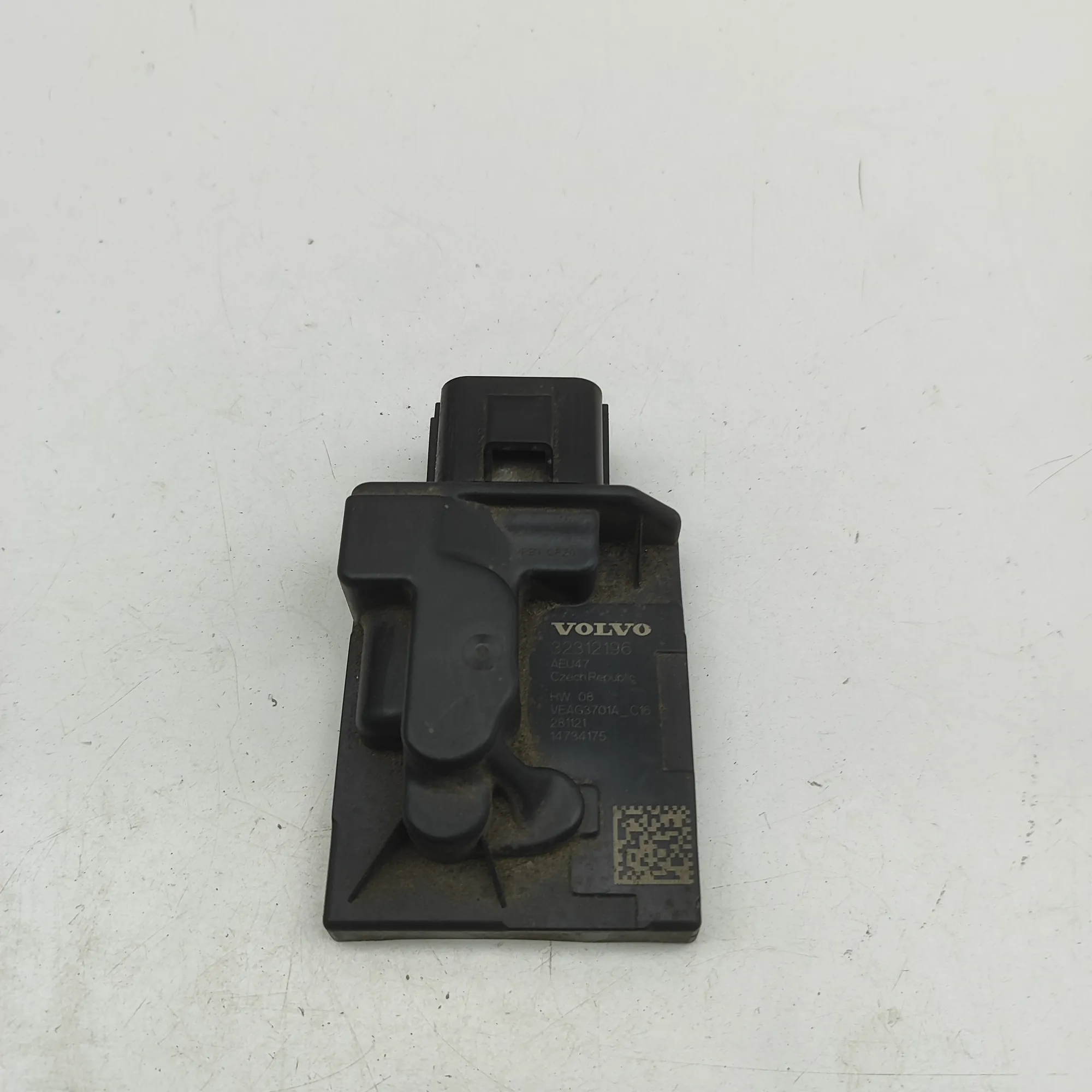 VOLVO V60 MK2 Fuel Pump Control Unit 32312196 2.0 Hybrid 220kW 2022 34275463