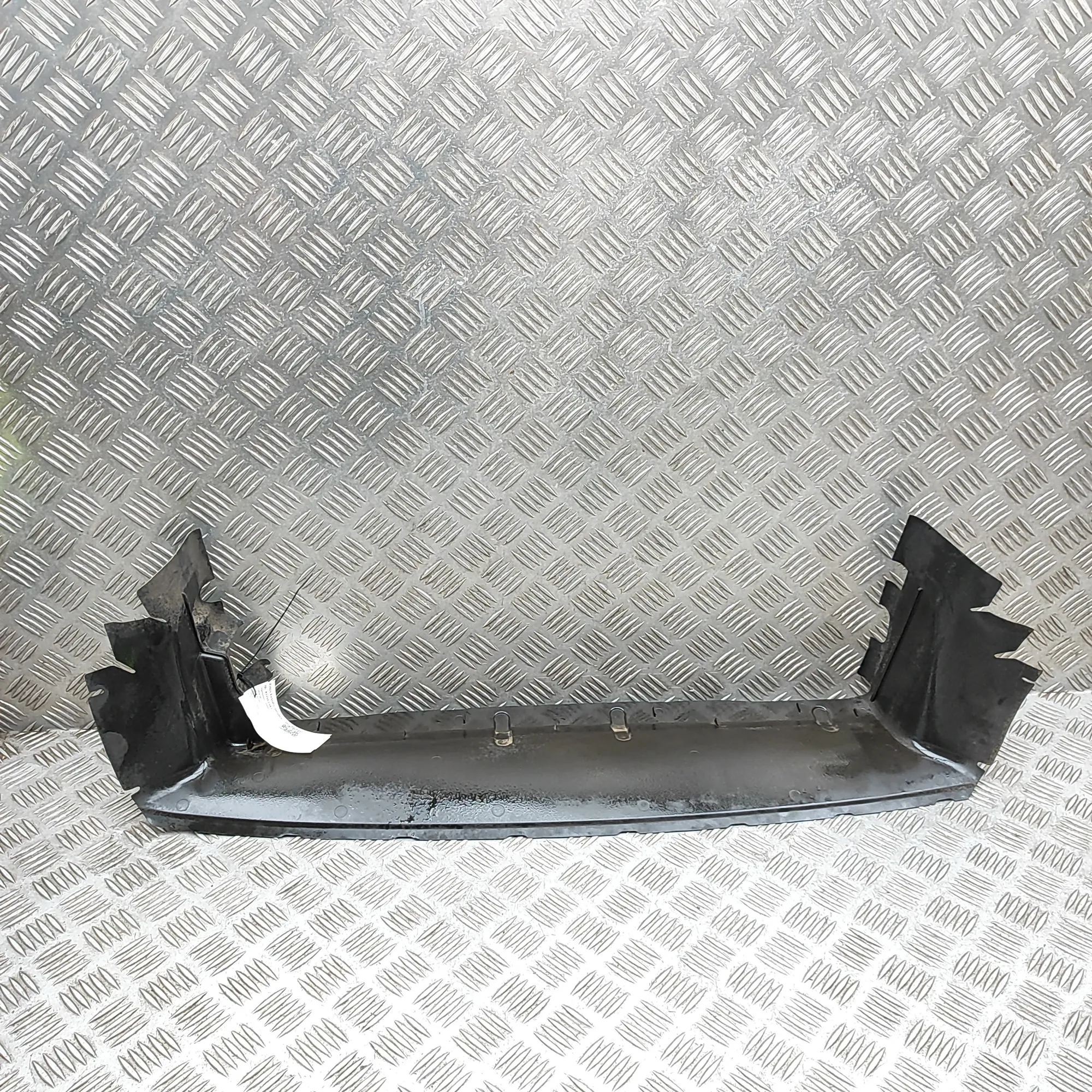 SKODA SUPERB MK3 Estate 3V Radiator Air Guide Duct 3V0121295H 37501343
