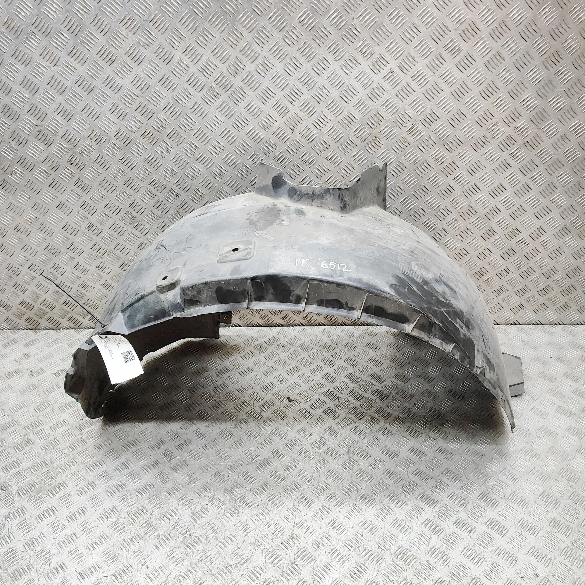 VOLVO S90 MK2 Front Left Arch Liner 31694671 2.0 Diesel 173kw 2017 37312773