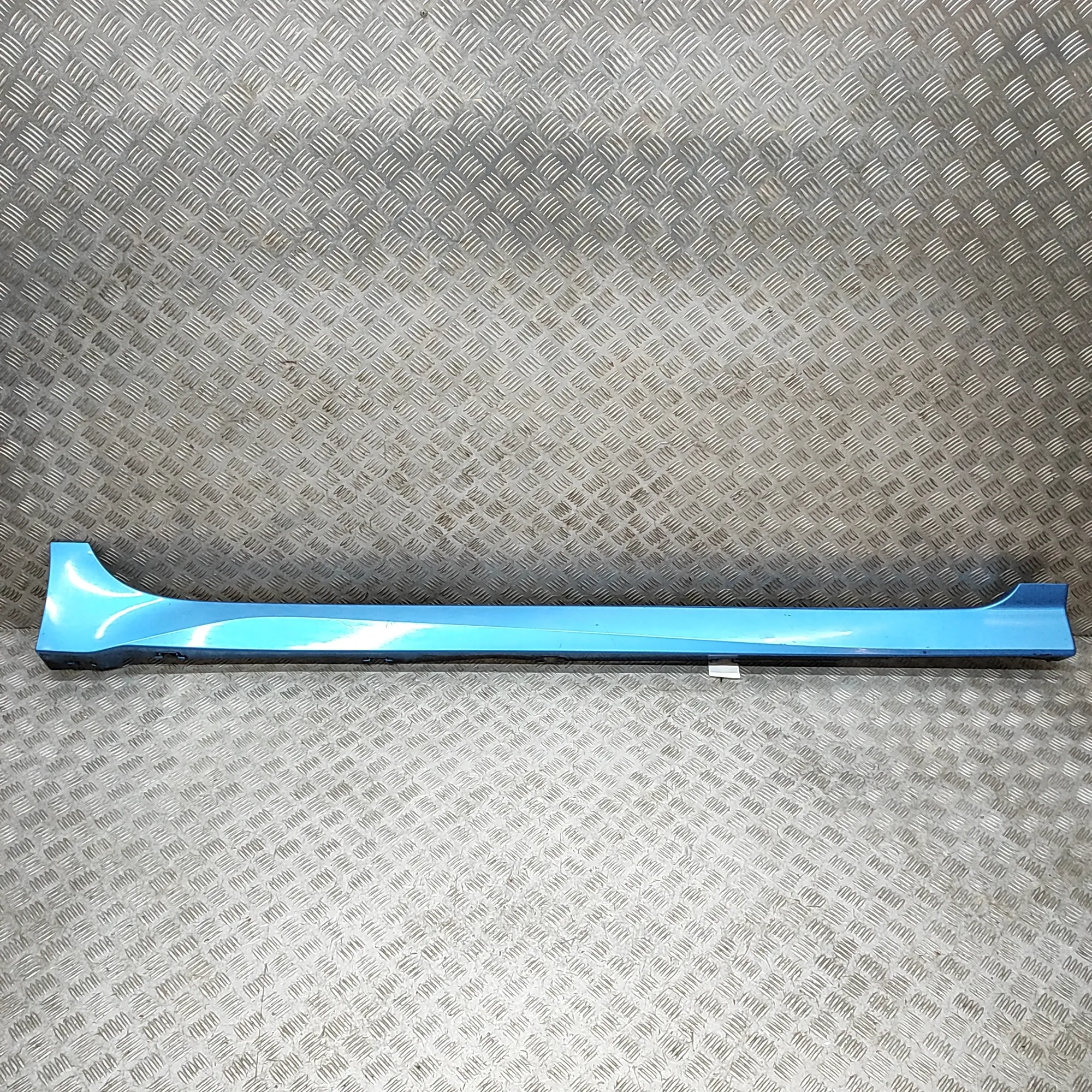 NISSAN LEAF ZE1 MK2 Right Side Plastic Sideskirt Cover 76852-5SA0A 2021 36950404