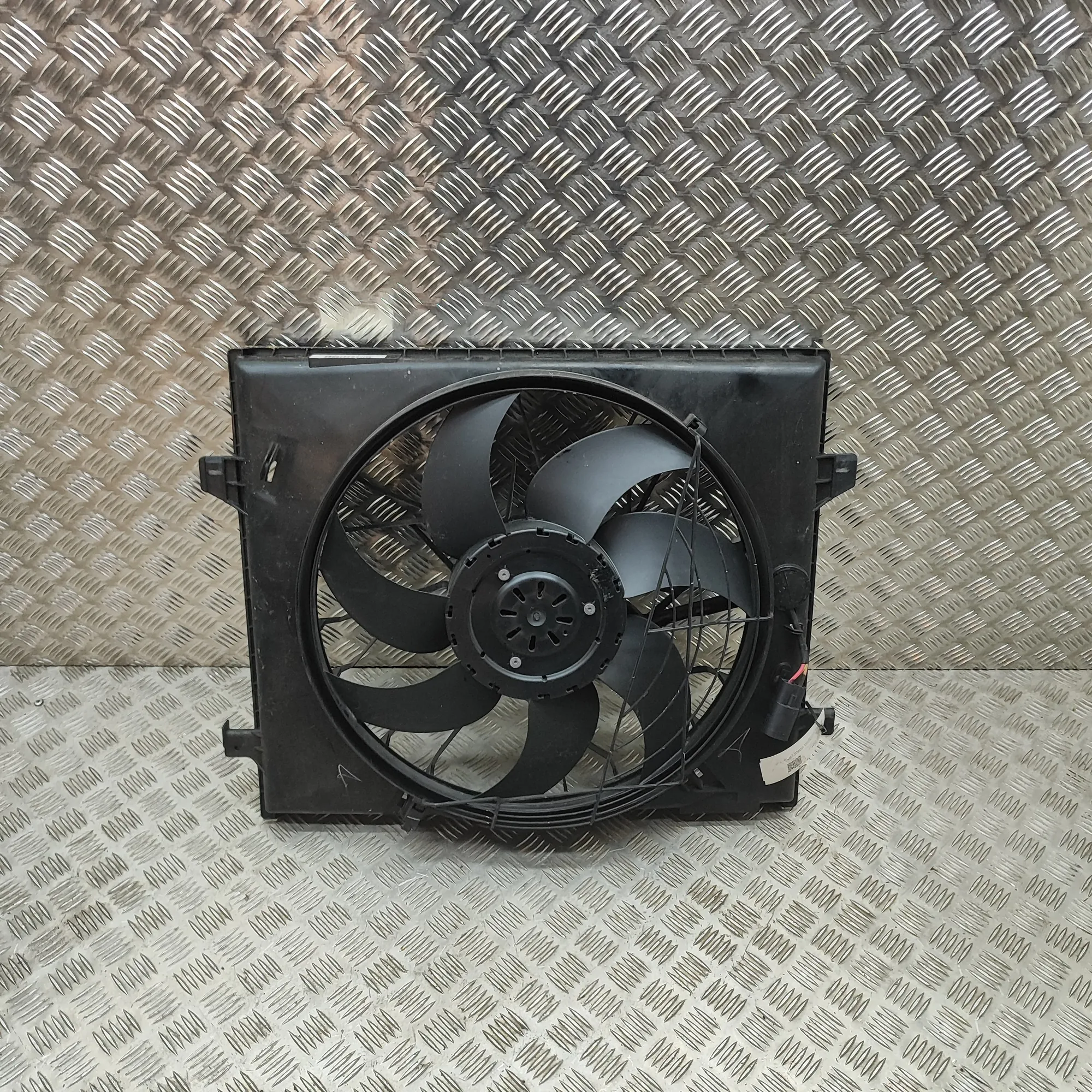 CHRYSLER GRAND VOYAGER MK5 RT Engine Cooling Fan Shroud 04677769AL 2.8D 132kW