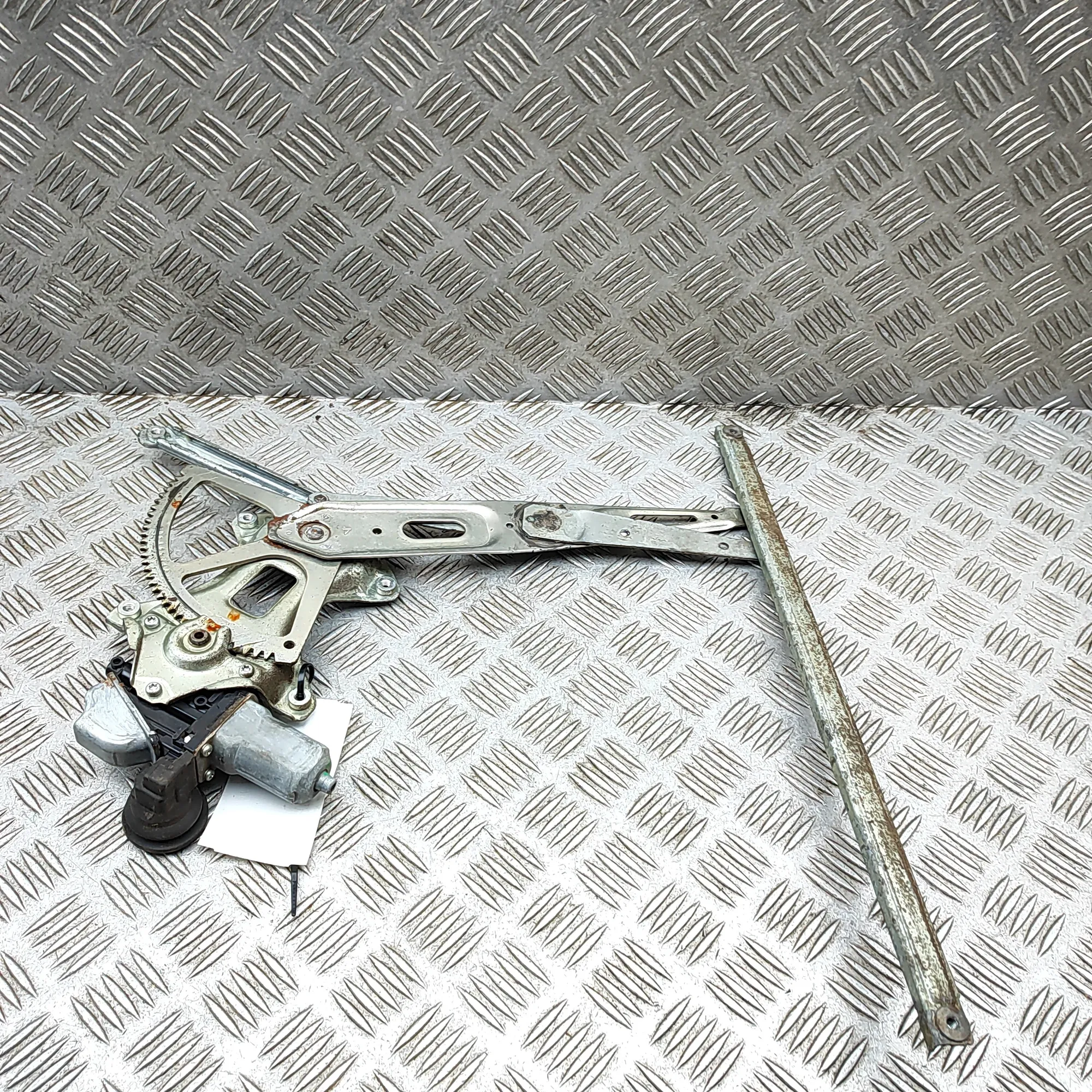 LEXUS LS MK4 XF40 Front Right Door Window Regulator 85710-50100 2006 36778478