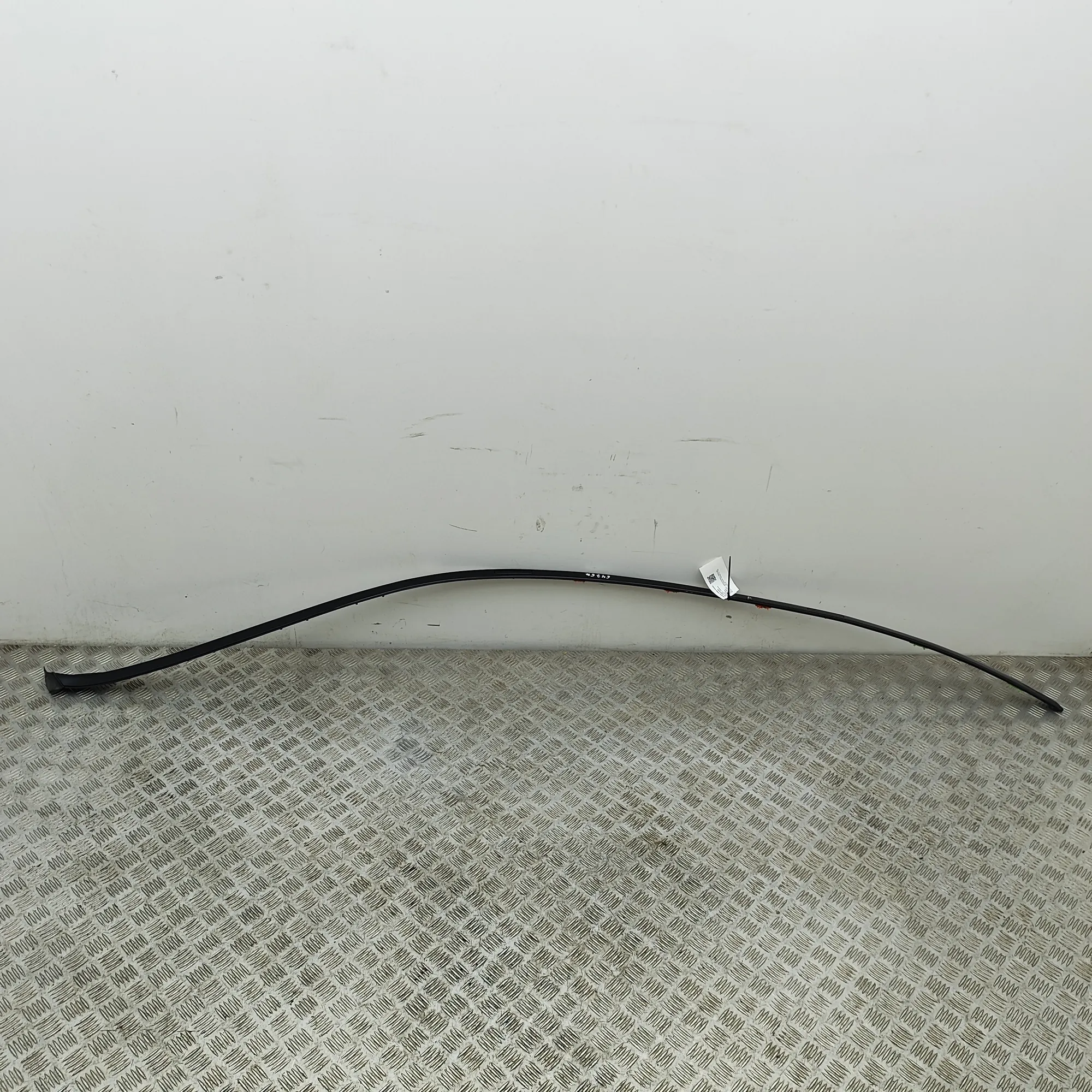 MERCEDES-BENZ S W222, V222, X222 Right Side Roof Strip Trim A2226902362 36844541