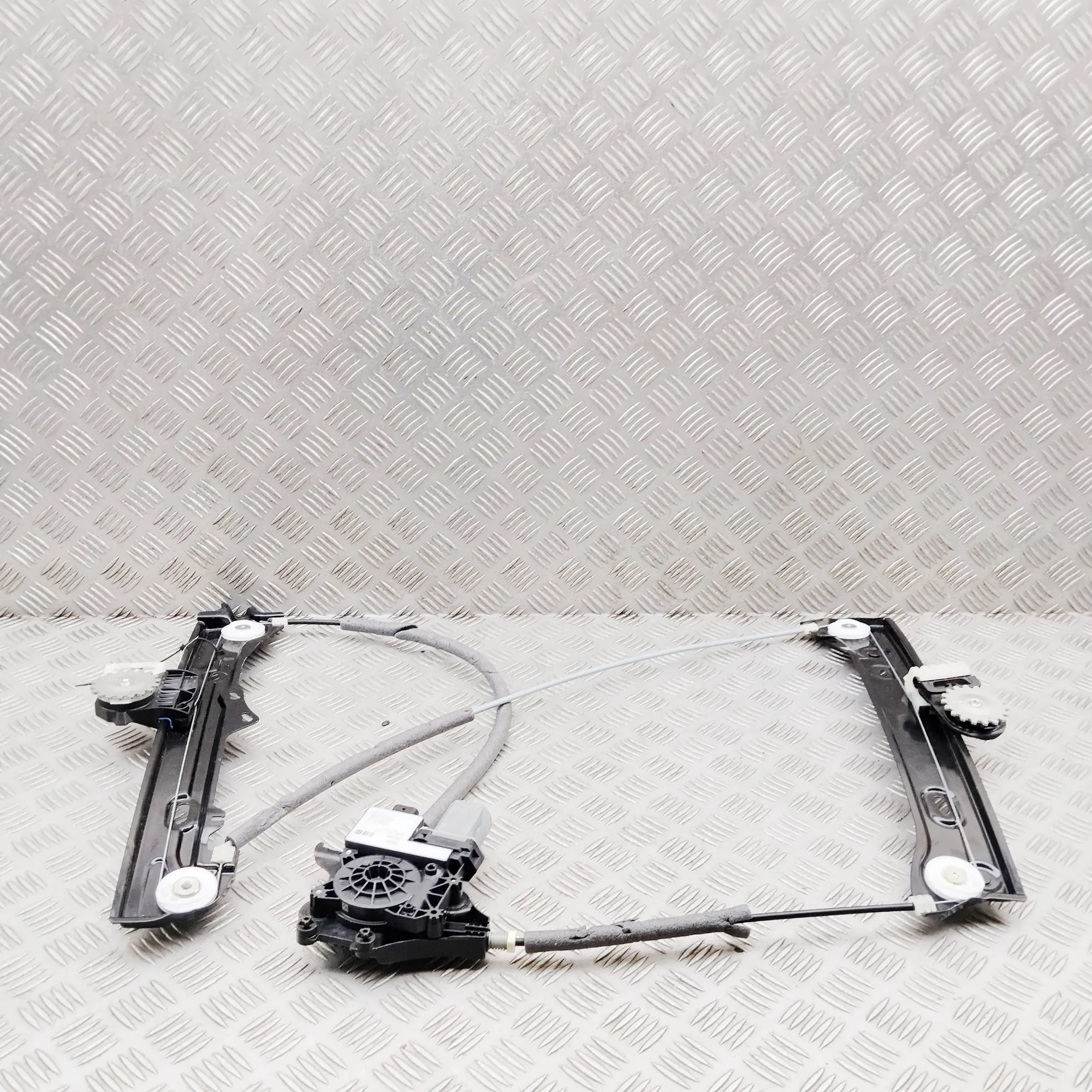 BMW i4 G26 Front Left Door Window Regulator 9854229 Electricity 210kw 37577076
