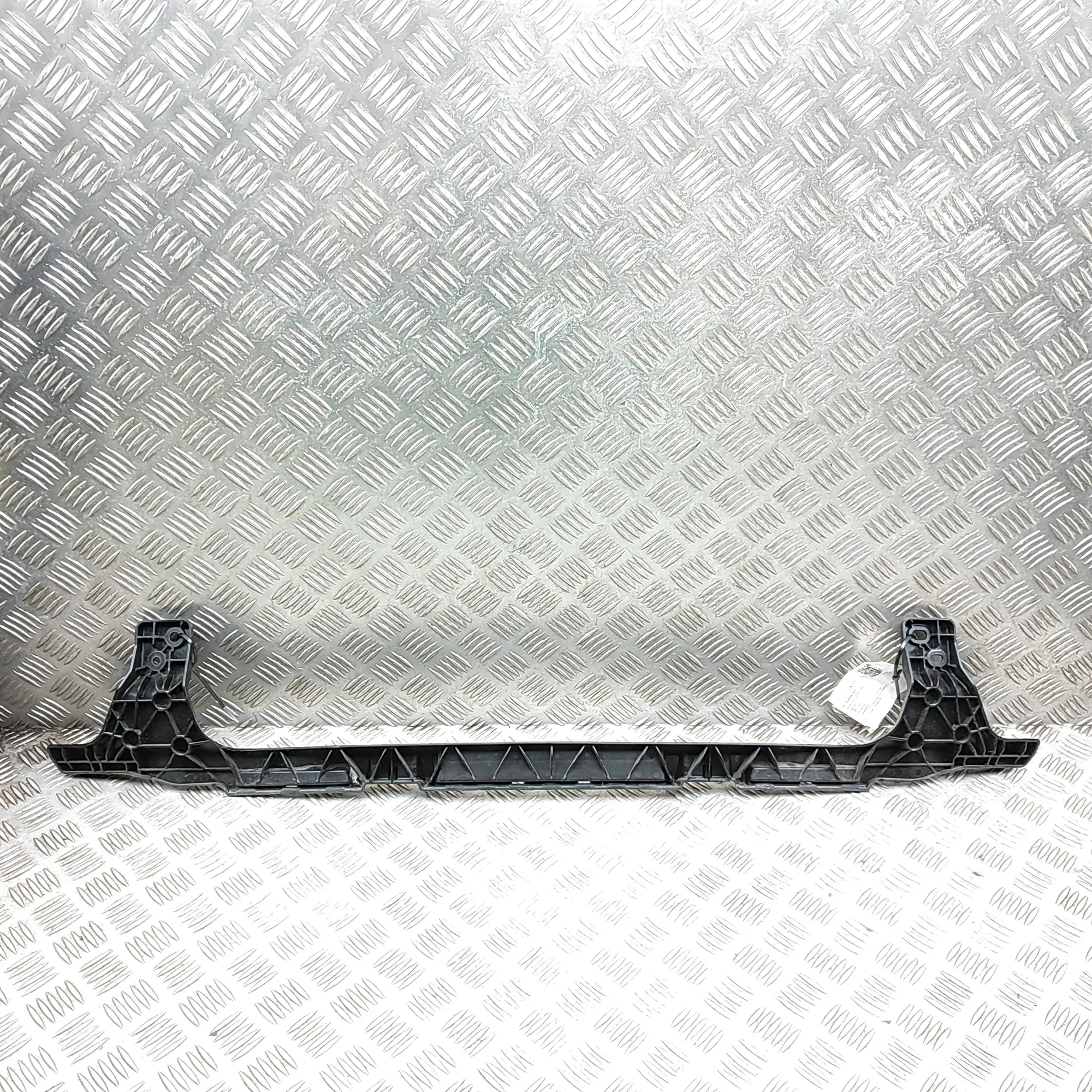 AUDI Q3 F3 MK2 Rear Bumper Middle Bracket 83A807329B 2.0 Petrol 140kw 2025