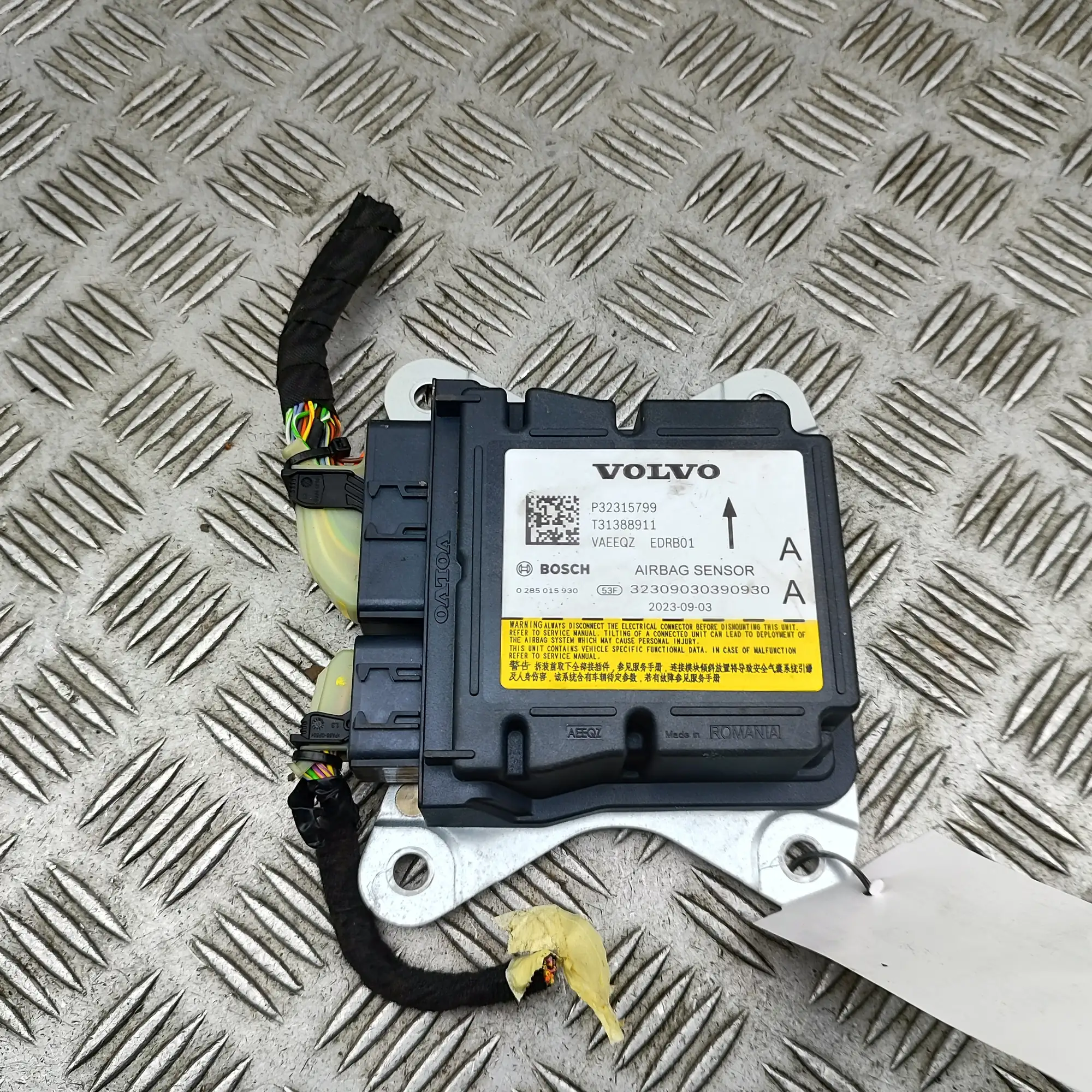 VOLVO XC40 SRS Control Unit P32315799 2.0 Hybrid 120kW 2023 37306439