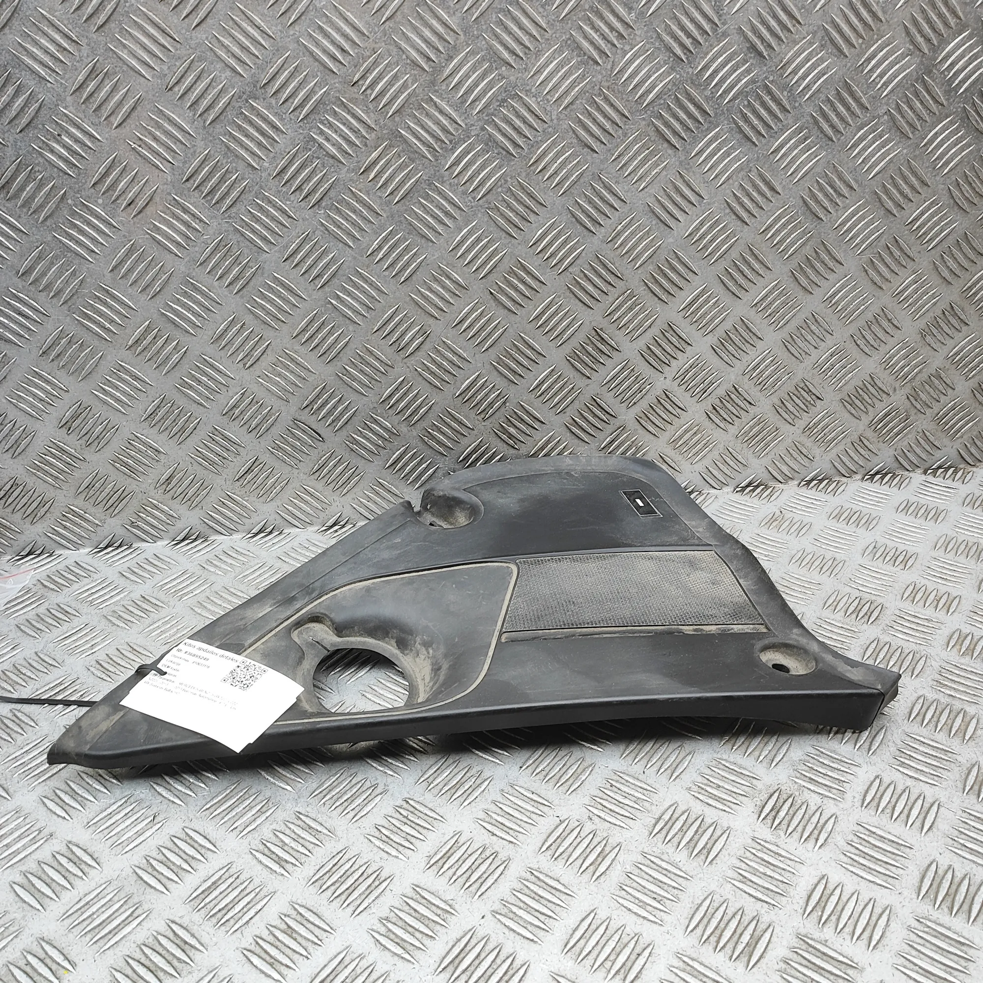 MERCEDES-BENZ S W222, V222, X222 Engine Bay RH Trim A2226801208 36895249