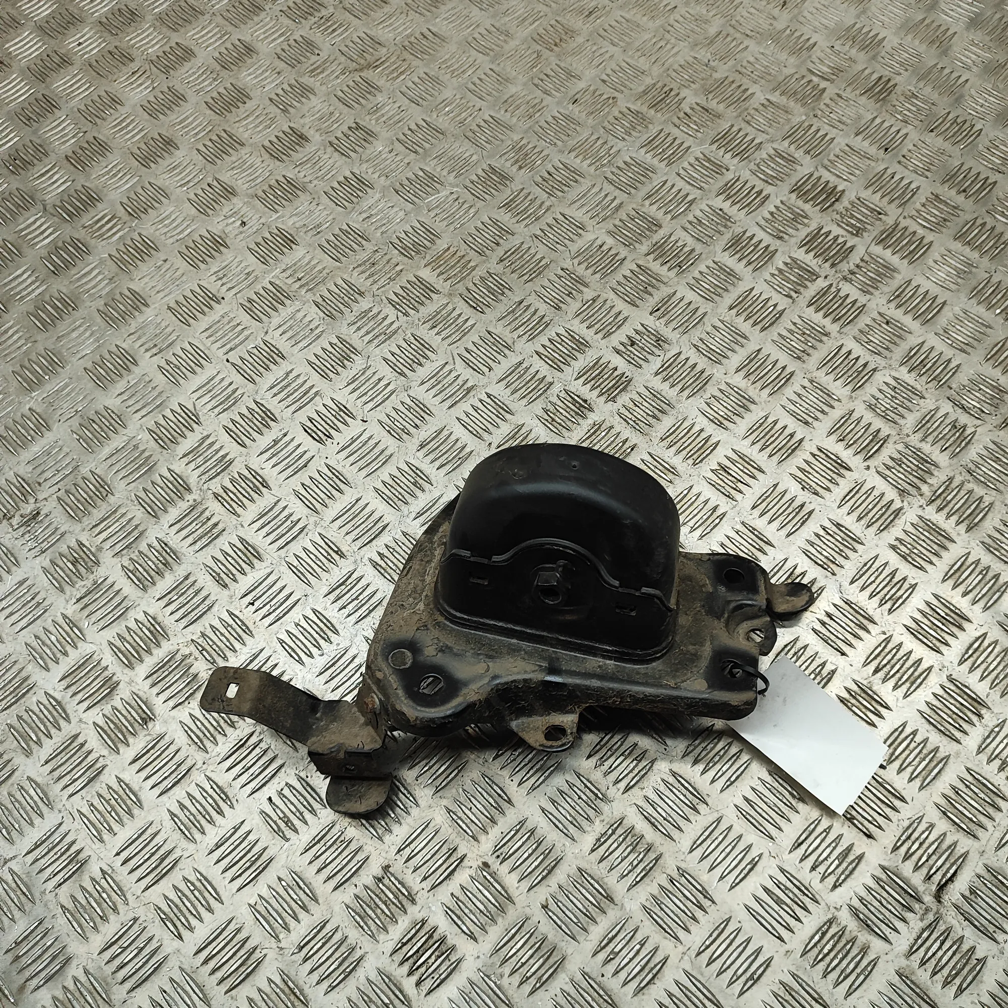 VOLVO XC40 Rear Left Control Arm 32221320 2.0 Hybrid 120kW 2023 36944411