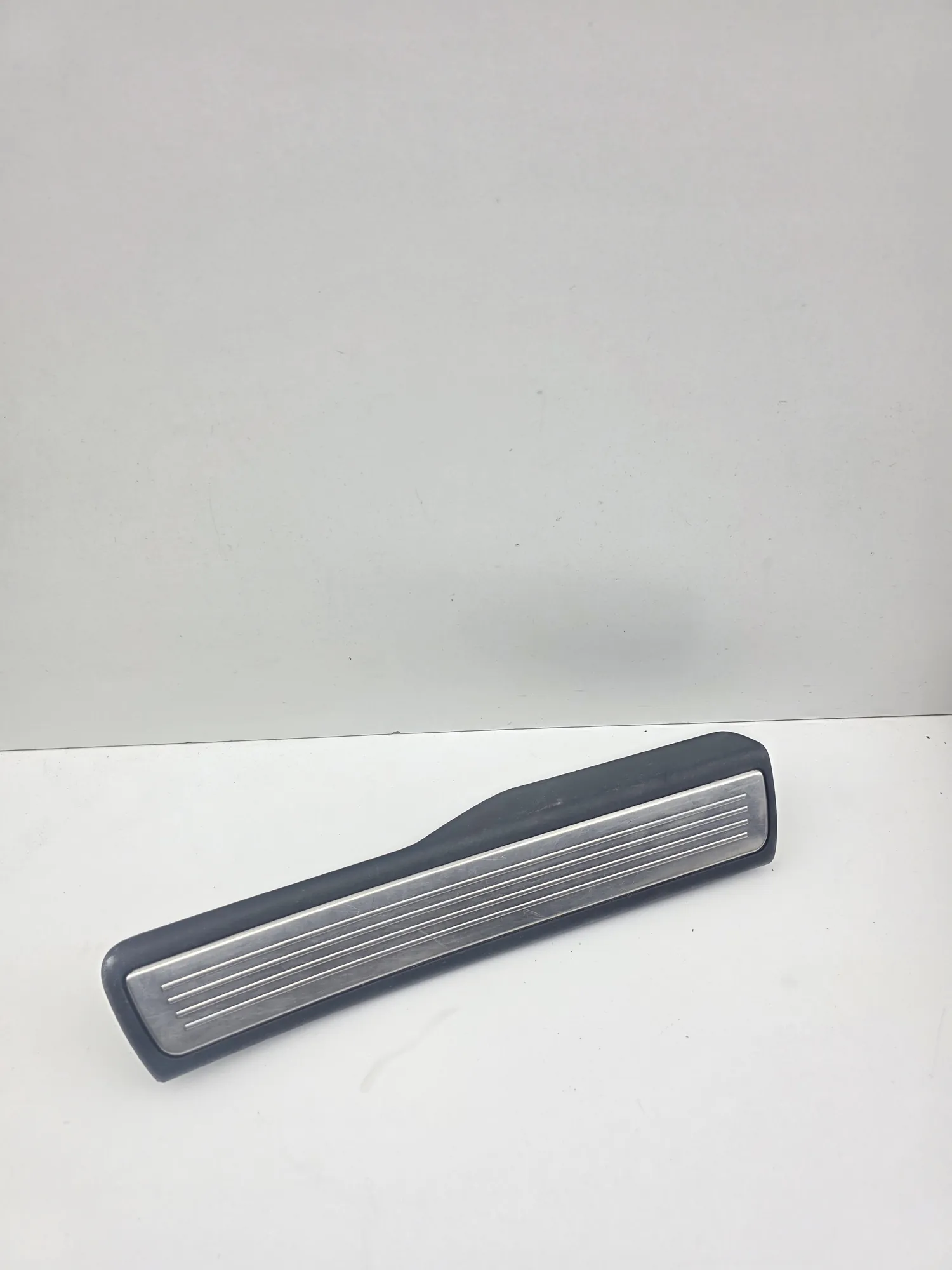 MERCEDES-BENZ S W222, V222, X222 Rear Right Sill Trim A2226801035 36908651