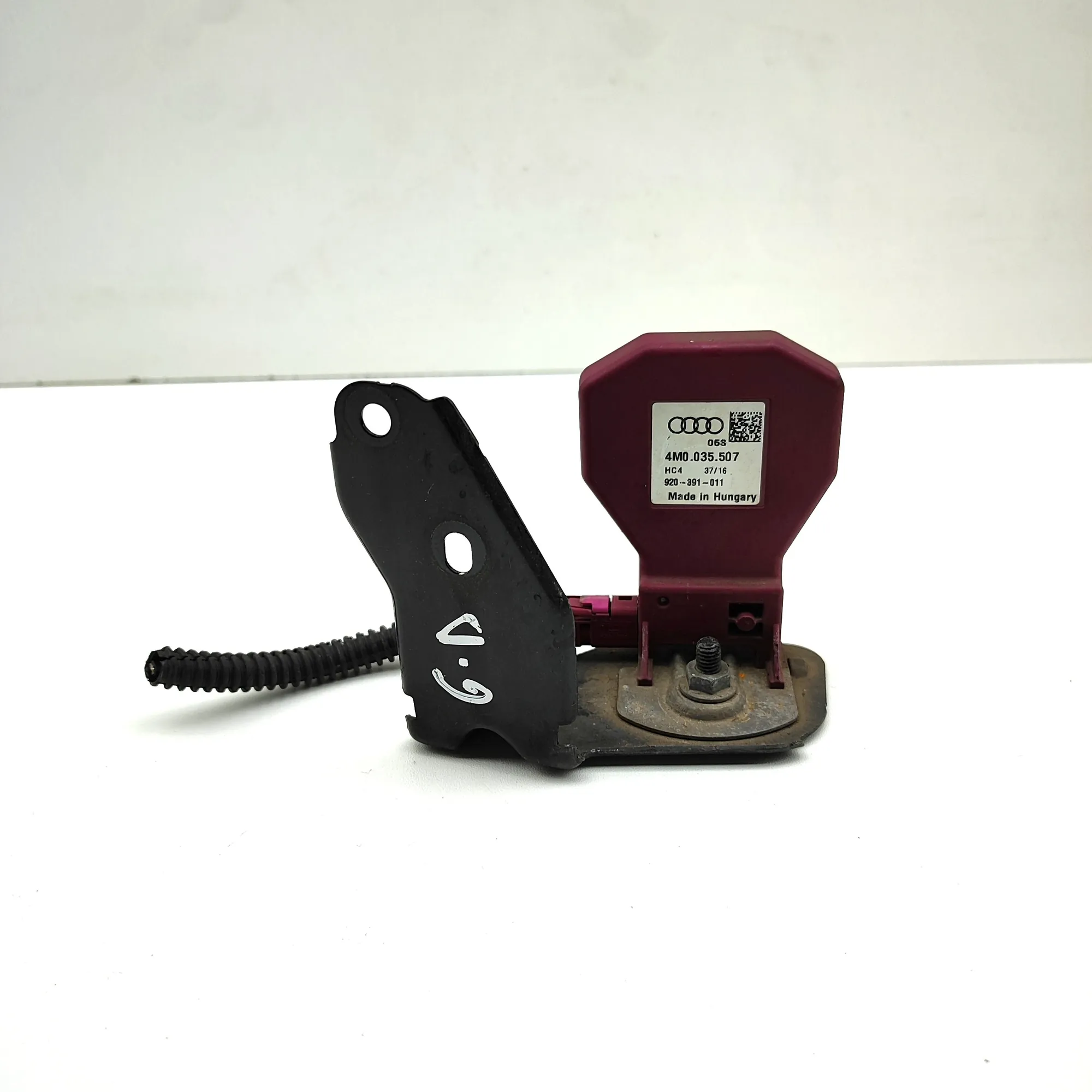 AUDI A5 F5 MK2 Mobile Phone Antenna 4M0035507 2.0 Diesel 140kw 2016 36964488