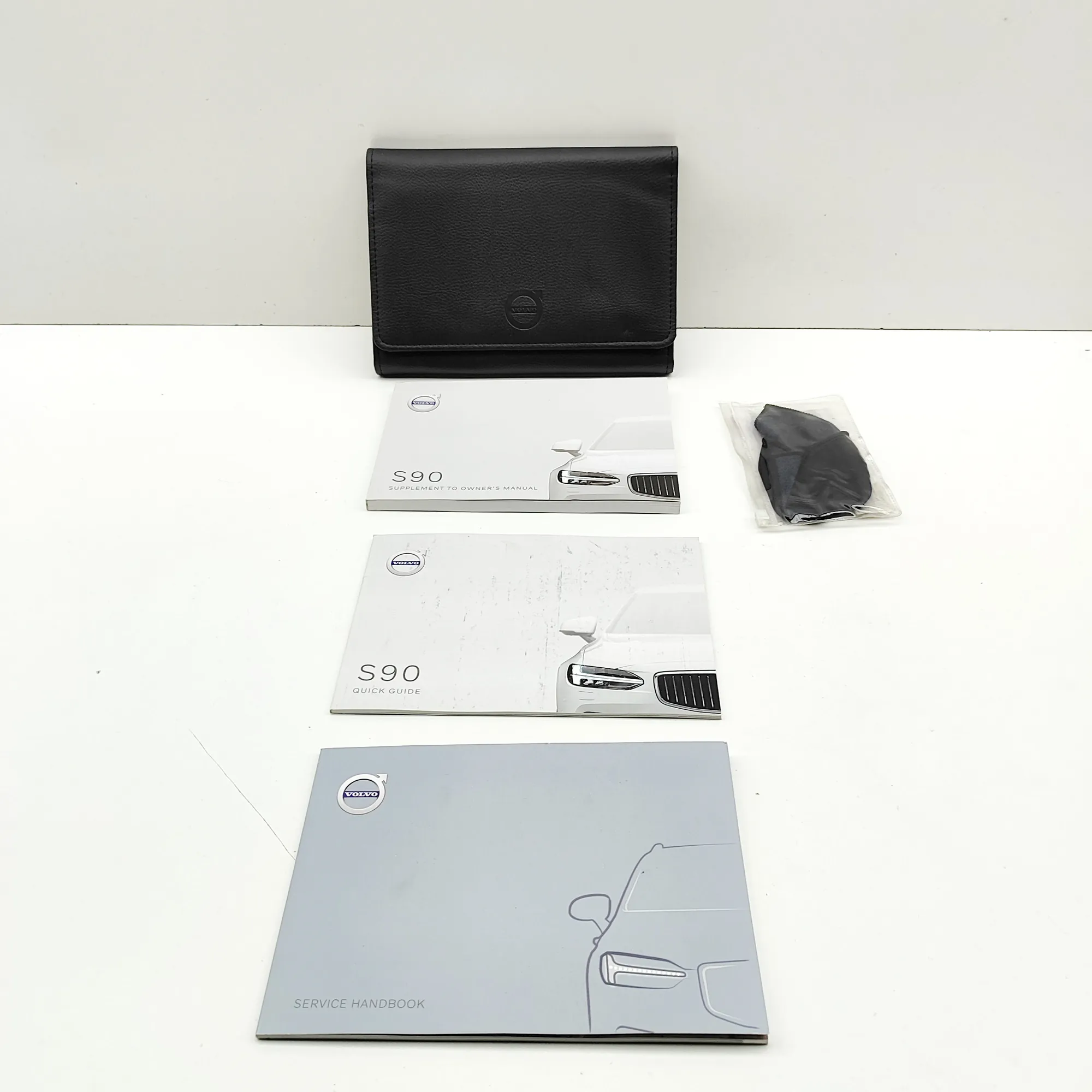 VOLVO S90 MK2 Manual Service Book 31421991 2.0 Diesel 173kw 2017 37530862