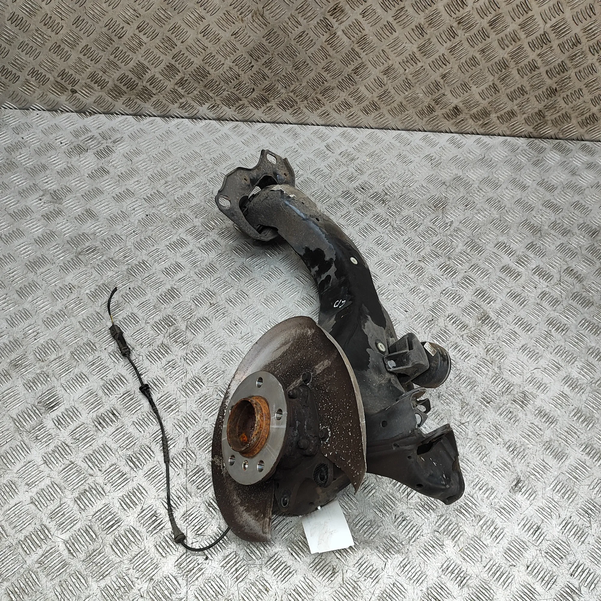 BMW 2 Gran Coupe F44 Rear Right Wheel Hub 6896992 2.0 Diesel 110kw 2022 37556911