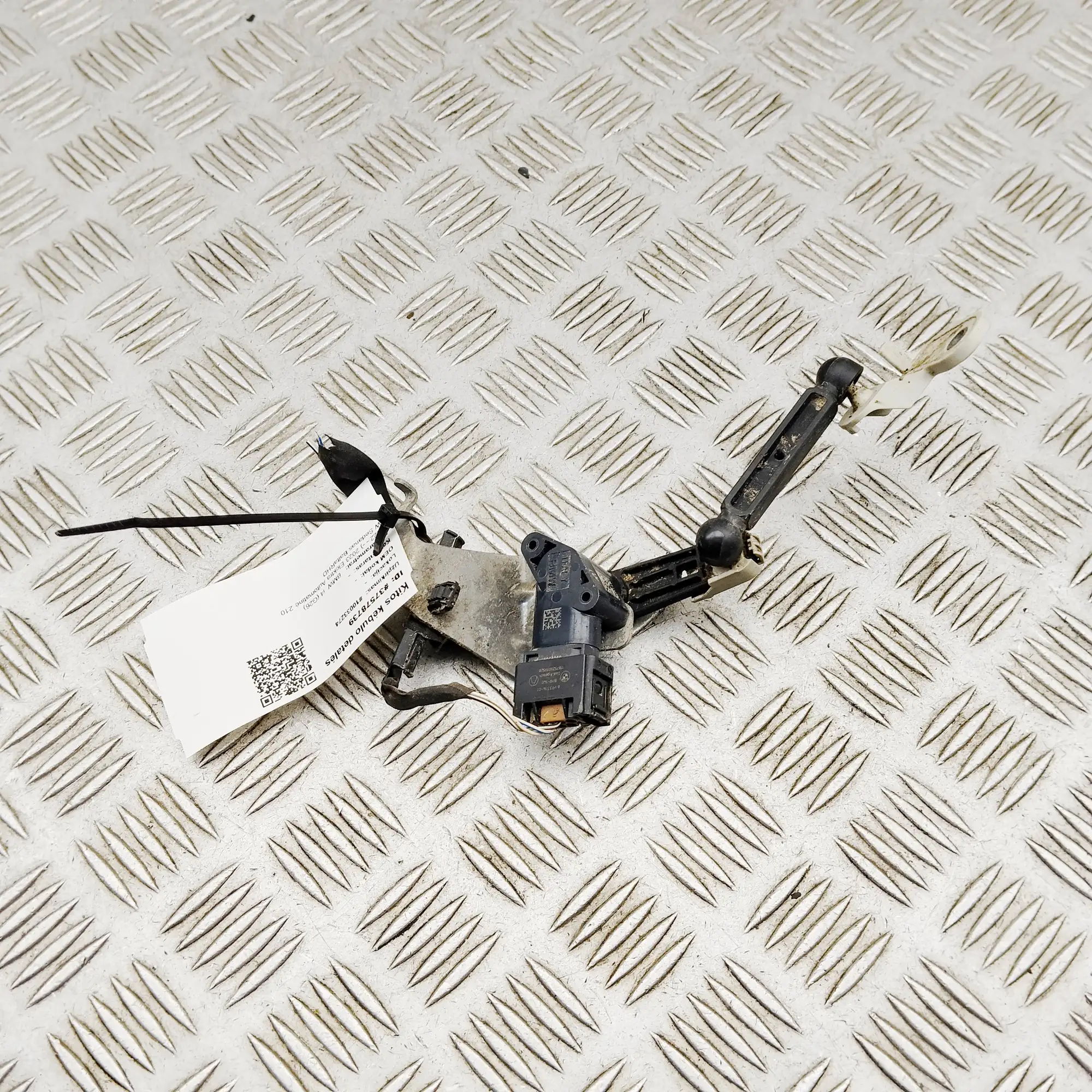 BMW i4 G26 Rear Left Height Level Sensor 6895466 Electricity 210kw 2023 37578739