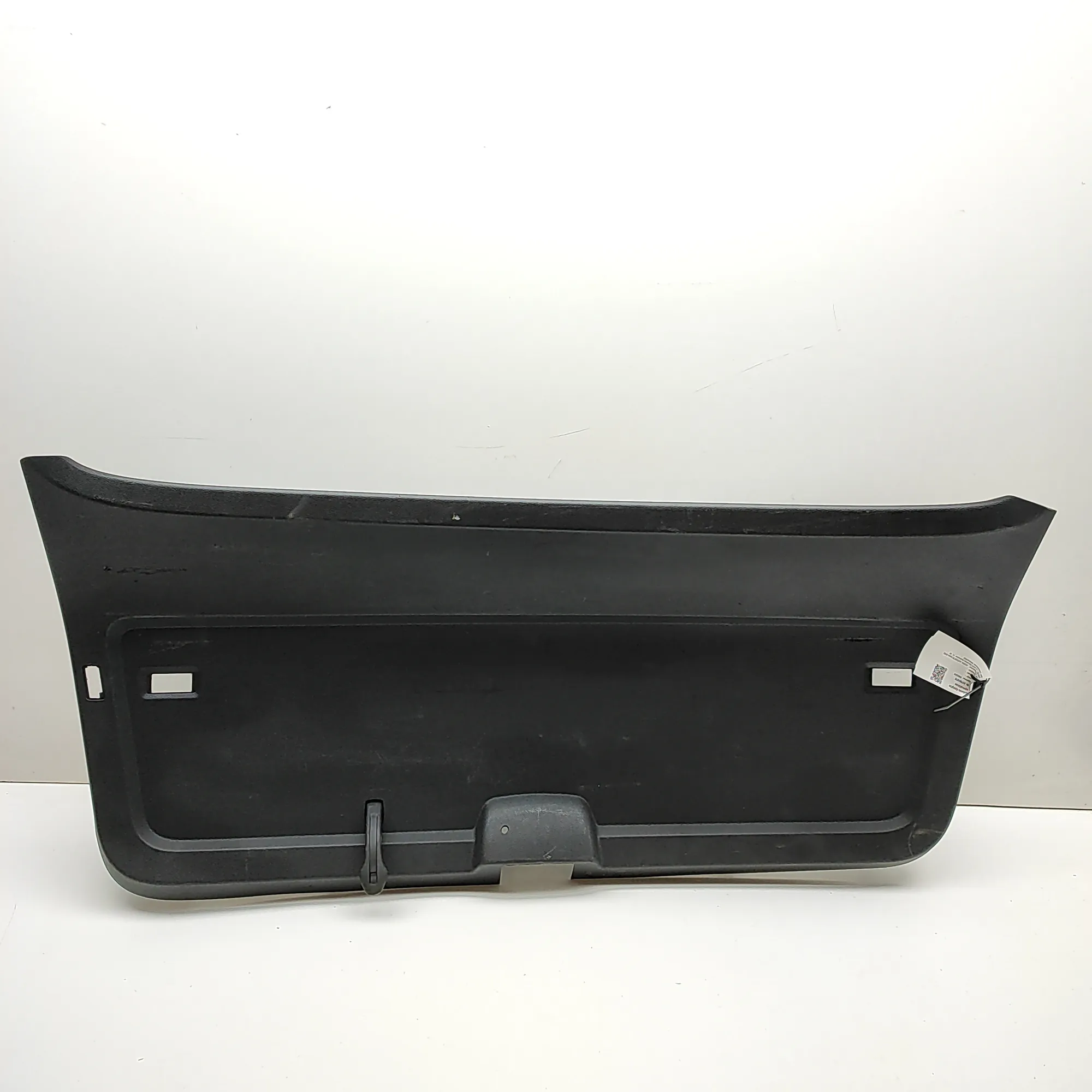 SKODA SUPERB MK3 Estate 3V Tailgate Bootlid Cover Trim 3V9867975A 37501270