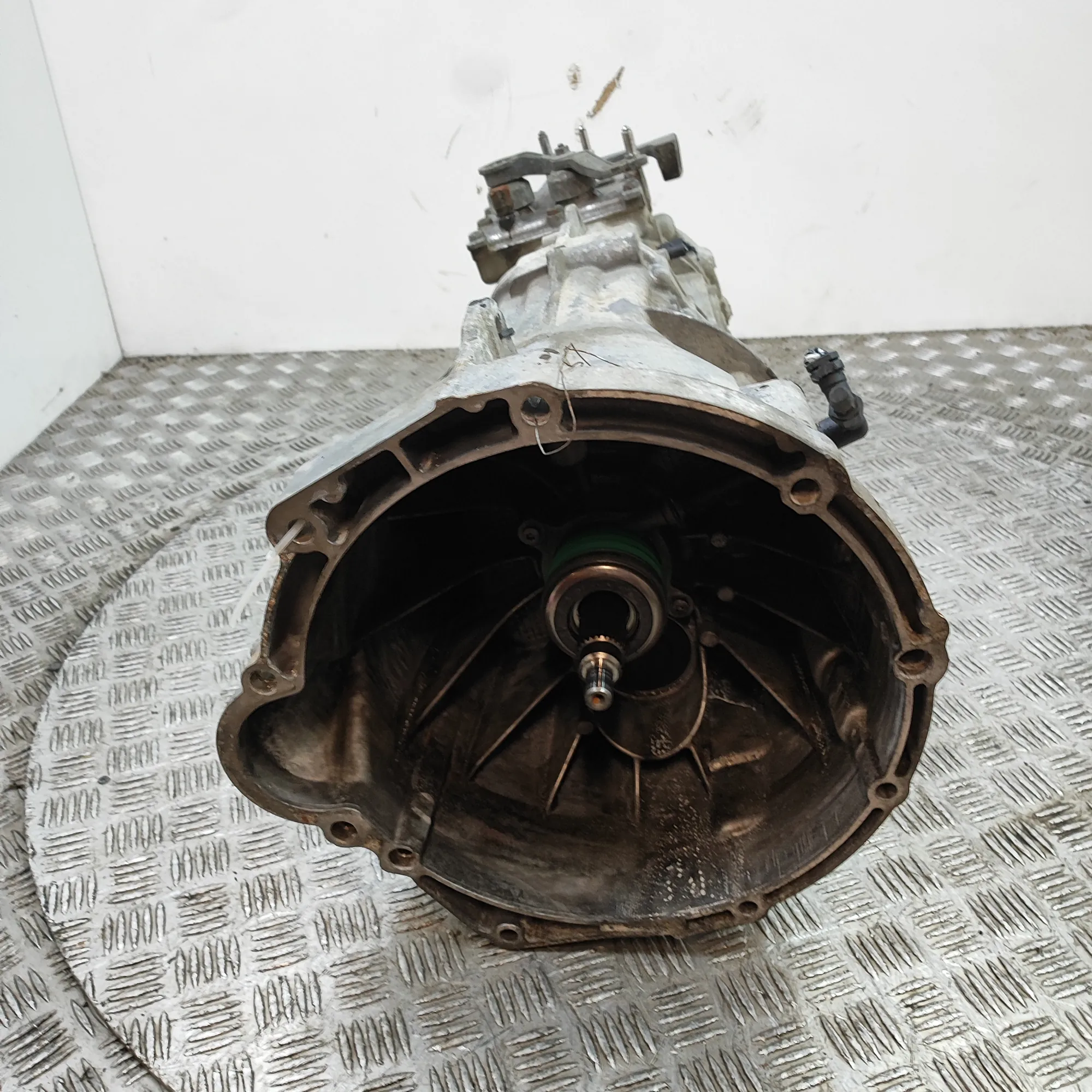 VW AMAROK 2H, S1B Gearbox NNV 2010 36562095
