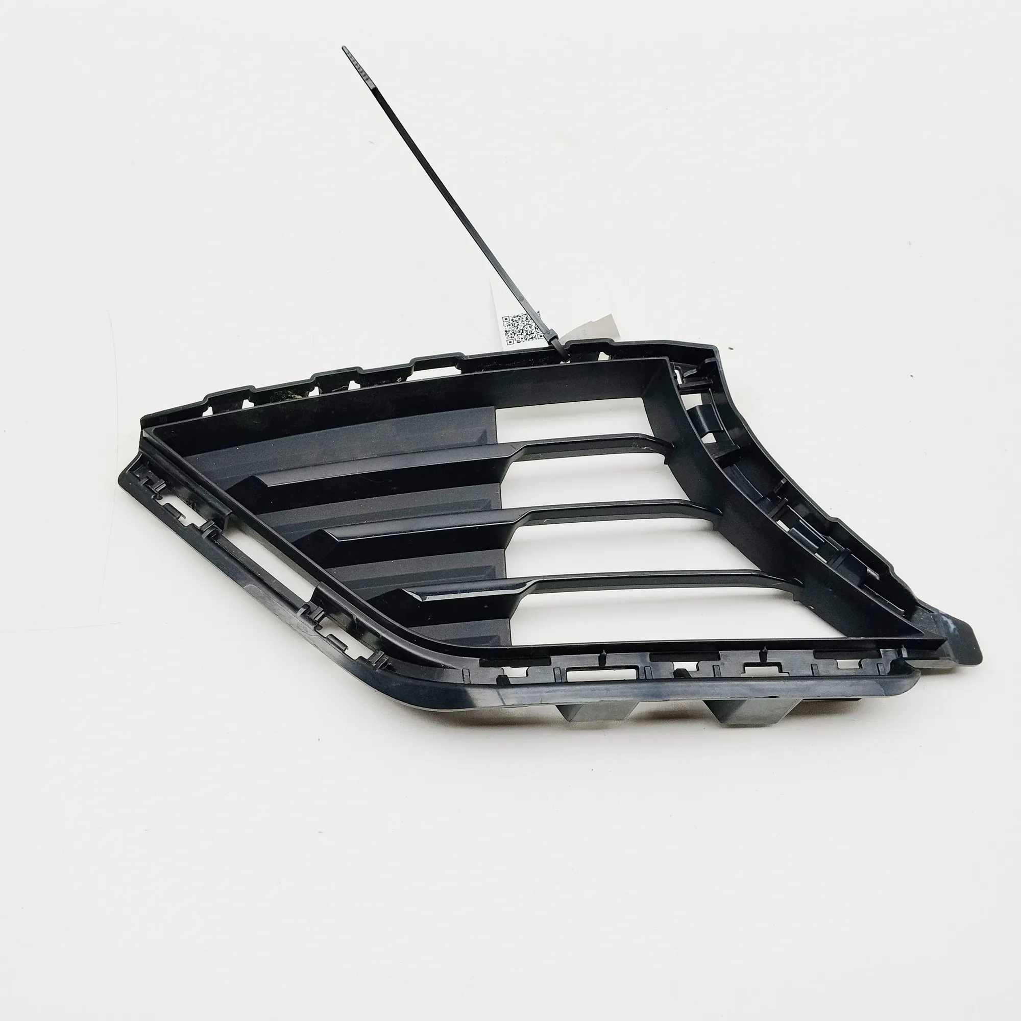 BMW i4 G26 Front Right Air Inlet Grille 8738608 Electricity 210kw 2023 37578091