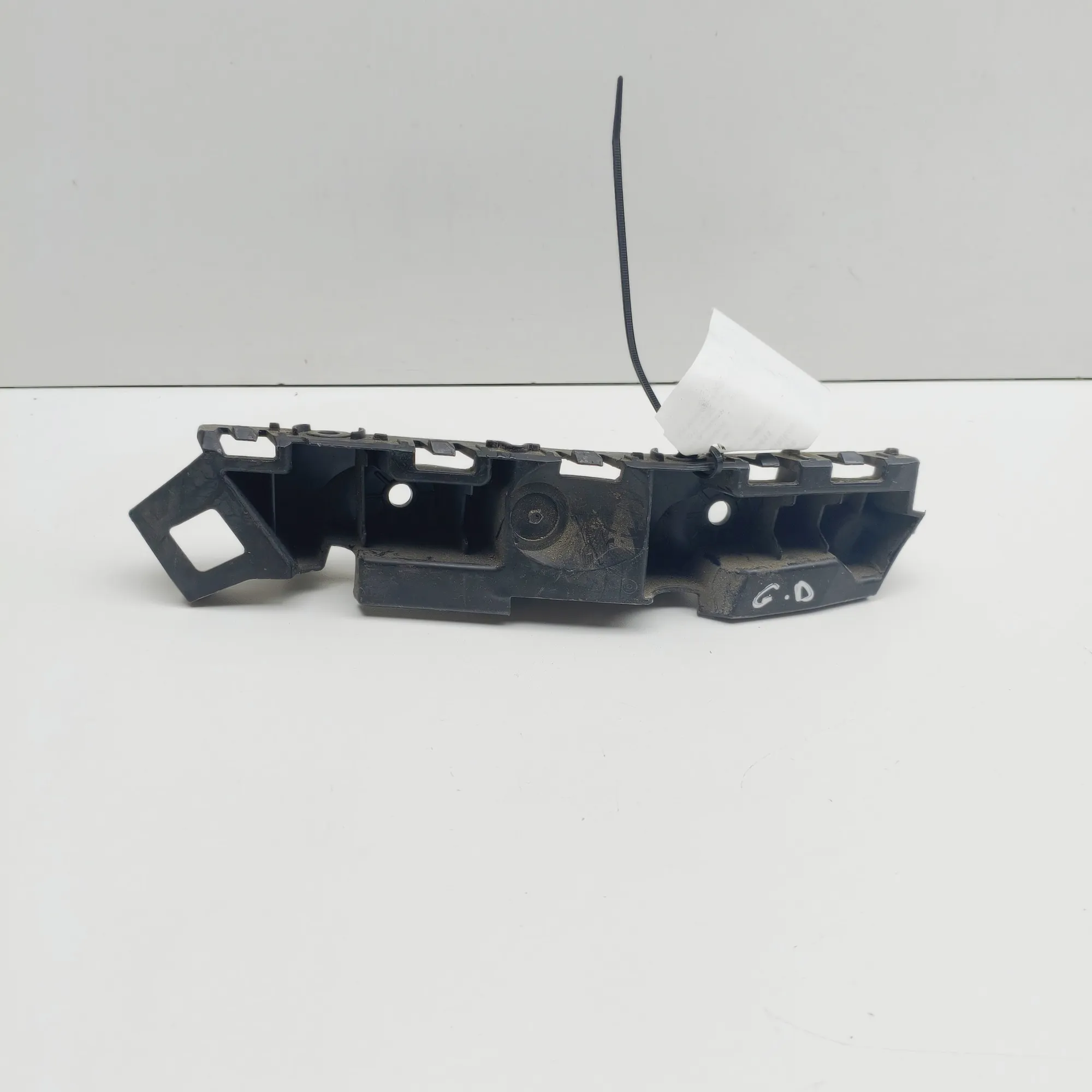 SKODA KAROQ NU7 Rear Right Bumper Bracket 57A807394 1.5 Petrol 110kw 2020