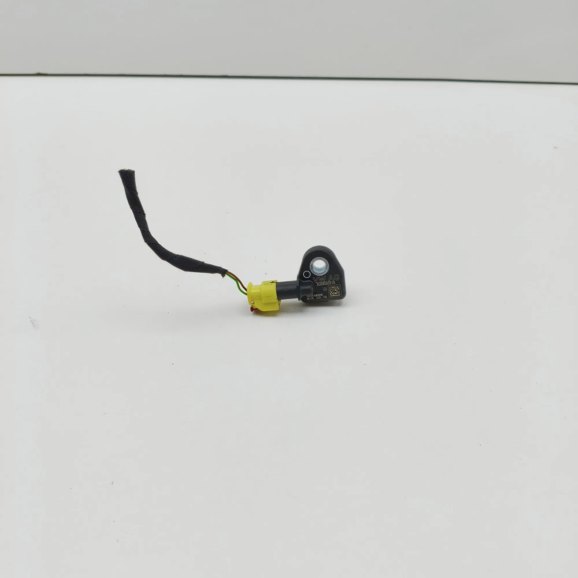 SKODA KAROQ NU7 Front Left Impact Sensor 3Q0959351A 1.5 Petrol 110kw 2020