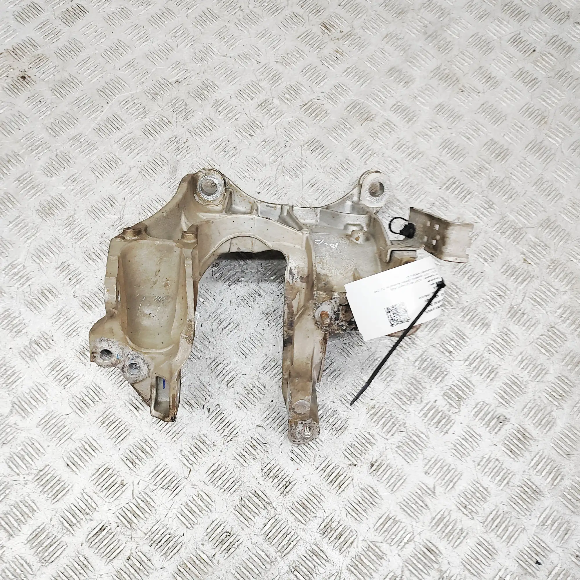 AUDI A6 C8 Avant 4K Front Right Side Subframe Bracket 80A399296S 3.0Hybrid 210kW