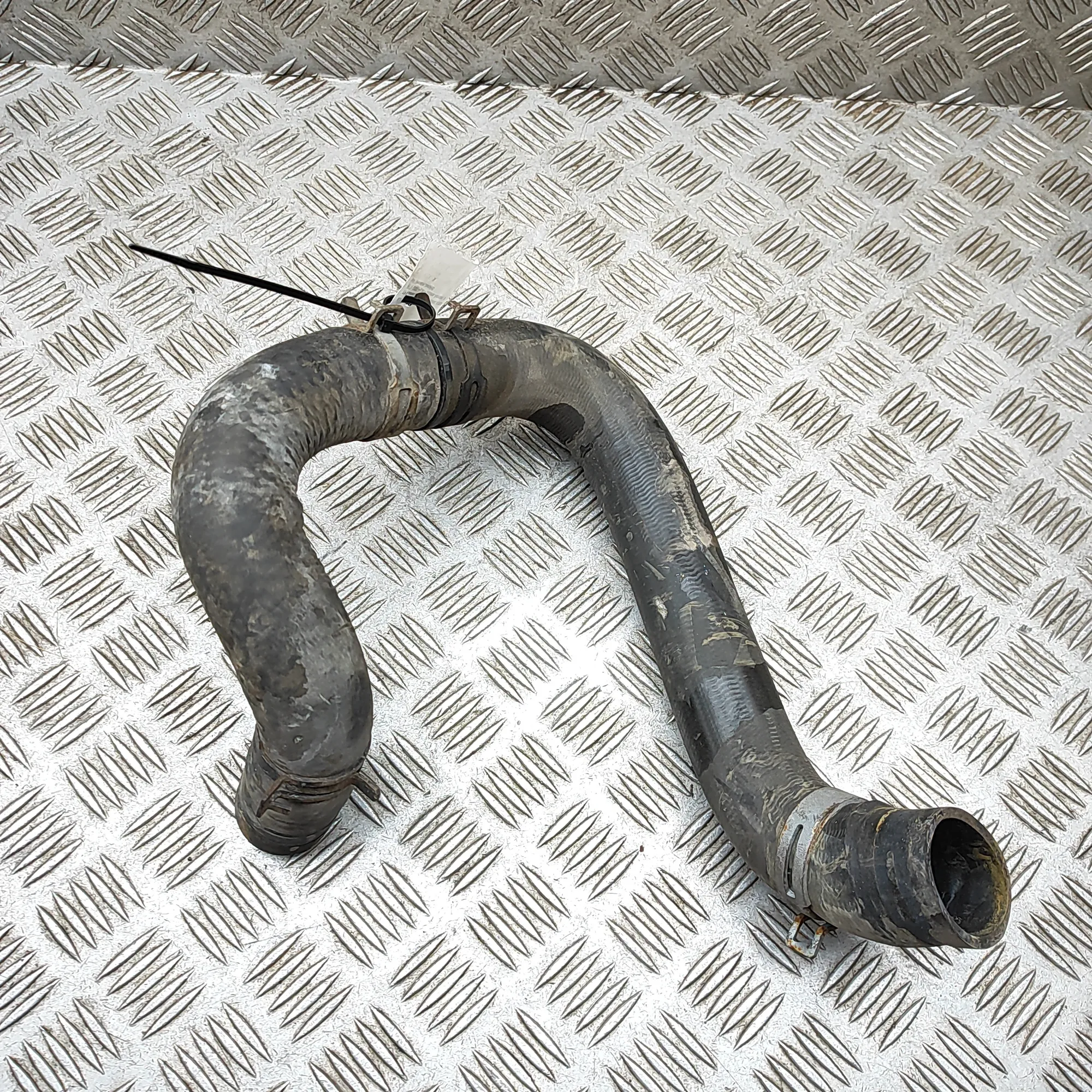 CHRYSLER GRAND VOYAGER MK5 RT Coolant Hose Pipe 68084317AA 2.8 Diesel 132kW 2014