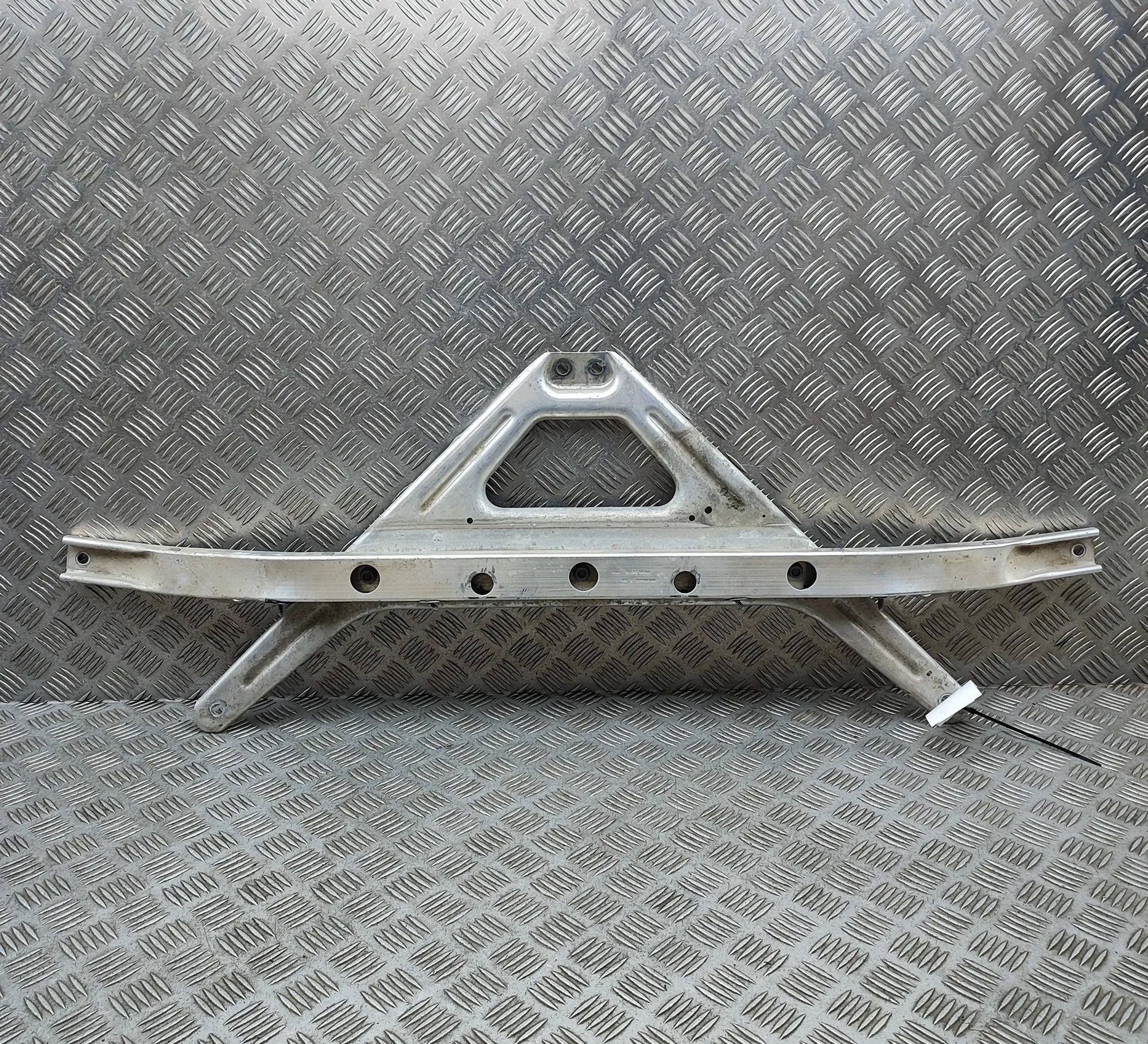 AUDI Q8 4M Front Cross Member Support 4M0805645B 3.0 Hybrid 250kw 37303241
