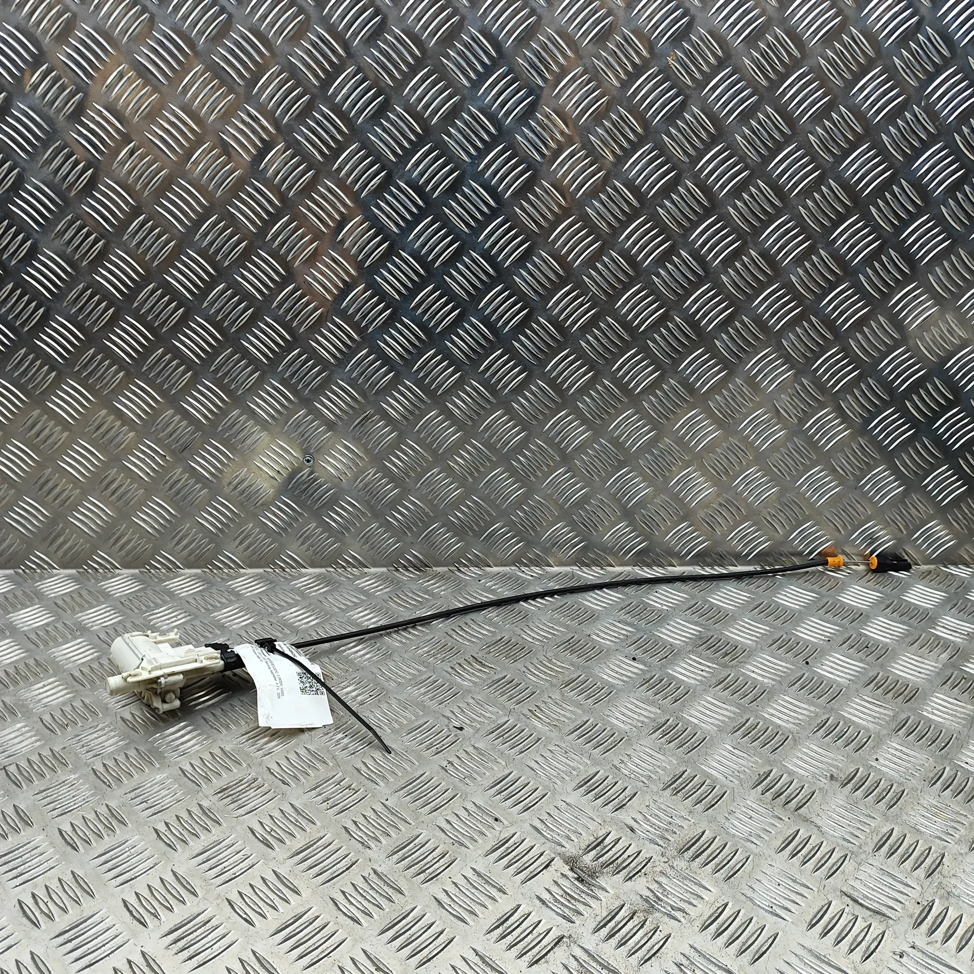 MERCEDES-BENZ S W222 Rear Left Door Soft Close Unit A2227601700 36895252