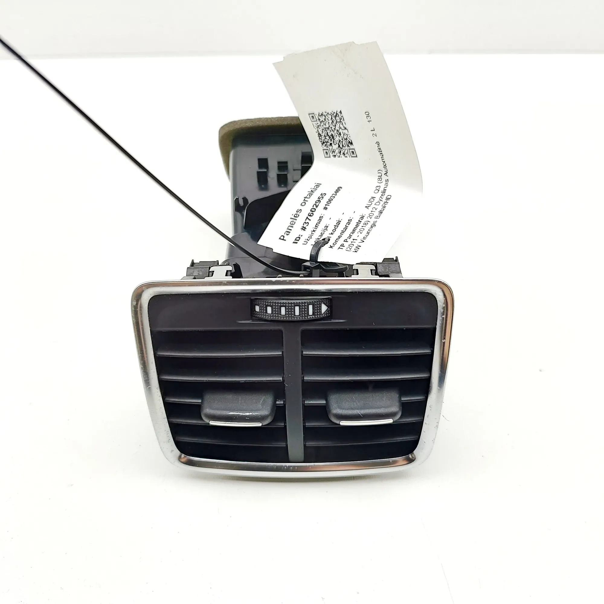 AUDI Q3 8U MK1 Rear Center Console Air Vent 8U0819203 2.0 Diesel 130kw 2012