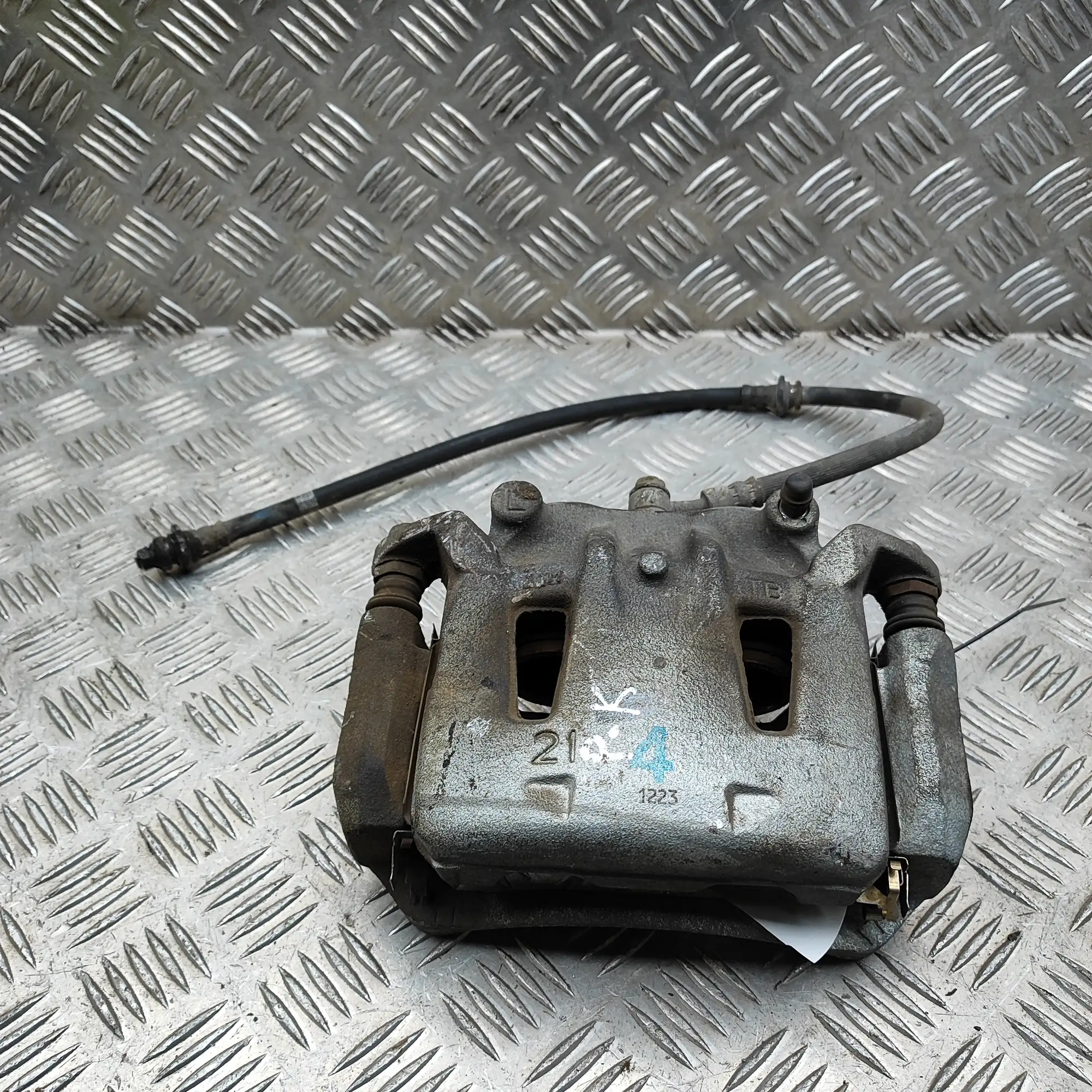 NISSAN LEAF ZE1 MK2 Front Left Brake Caliper 41011-5TA0A Electricity 160kw 2021