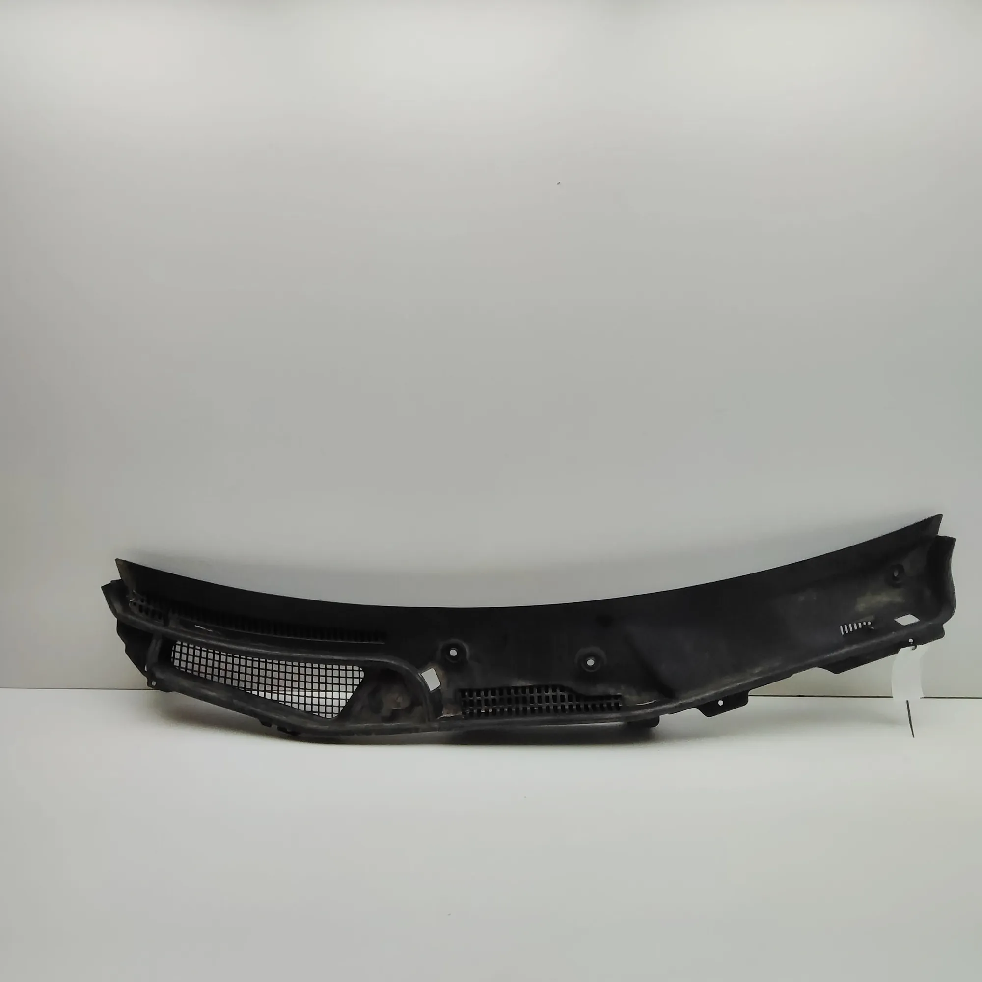 MERCEDES-BENZ S W222, V222, X222 Front Wiper Cowl Trim A2228300028 36895711